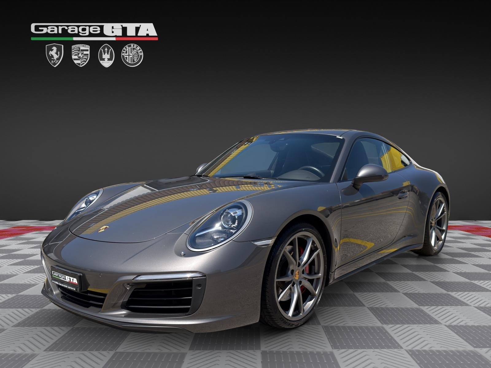 PORSCHE 911 Carrera 4S PDK