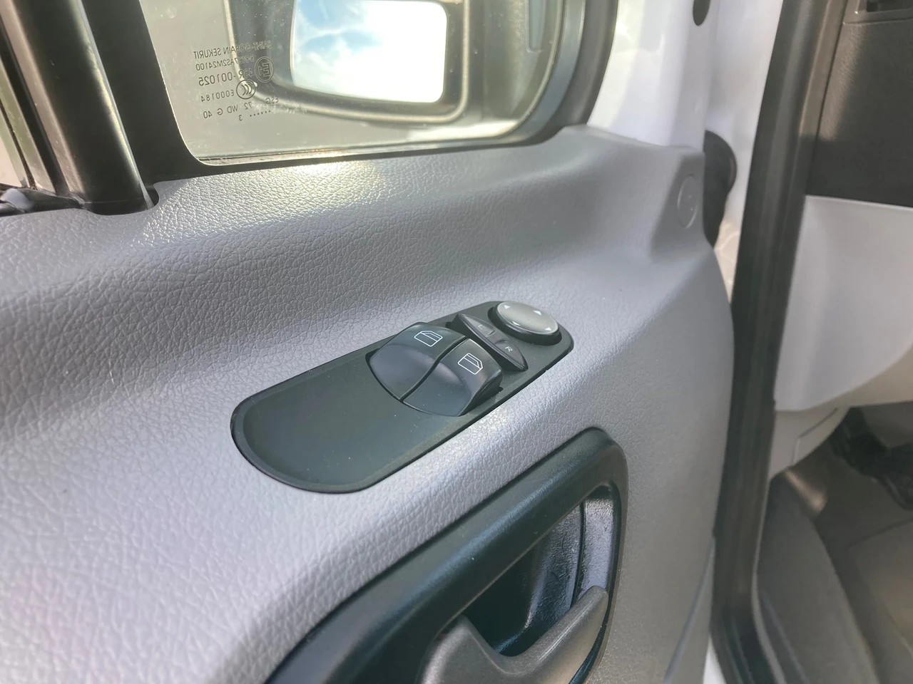 MERCEDES-BENZ Sprinter 313 CDI 3 Seiten Kipper mit Anhängerkupplung-image-10