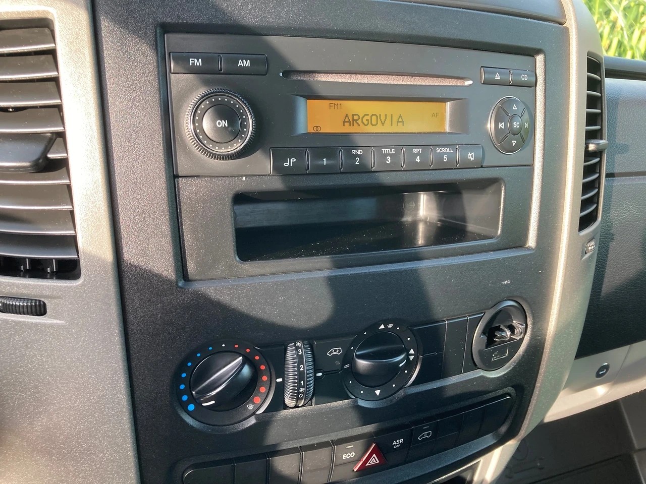 MERCEDES-BENZ Sprinter 313 CDI 3 Seiten Kipper mit Anhängerkupplung-image-11