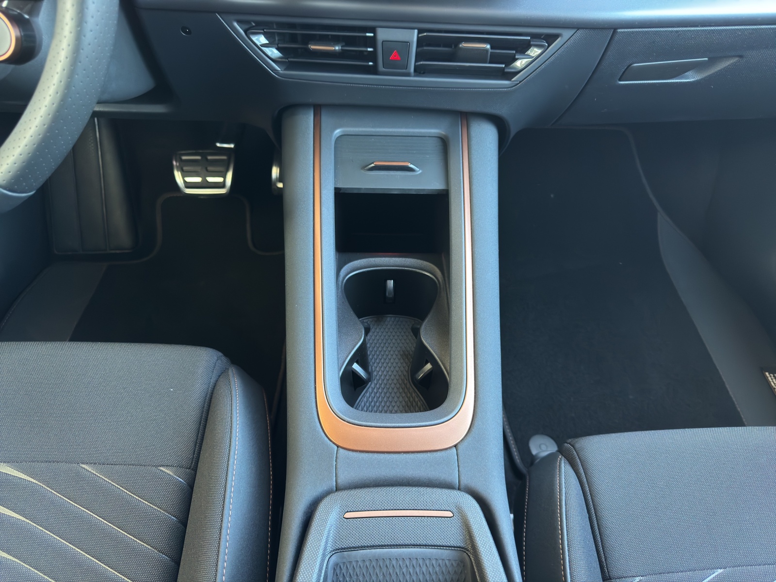 CUPRA Born Electric 59 kWh e-Boost-image-13