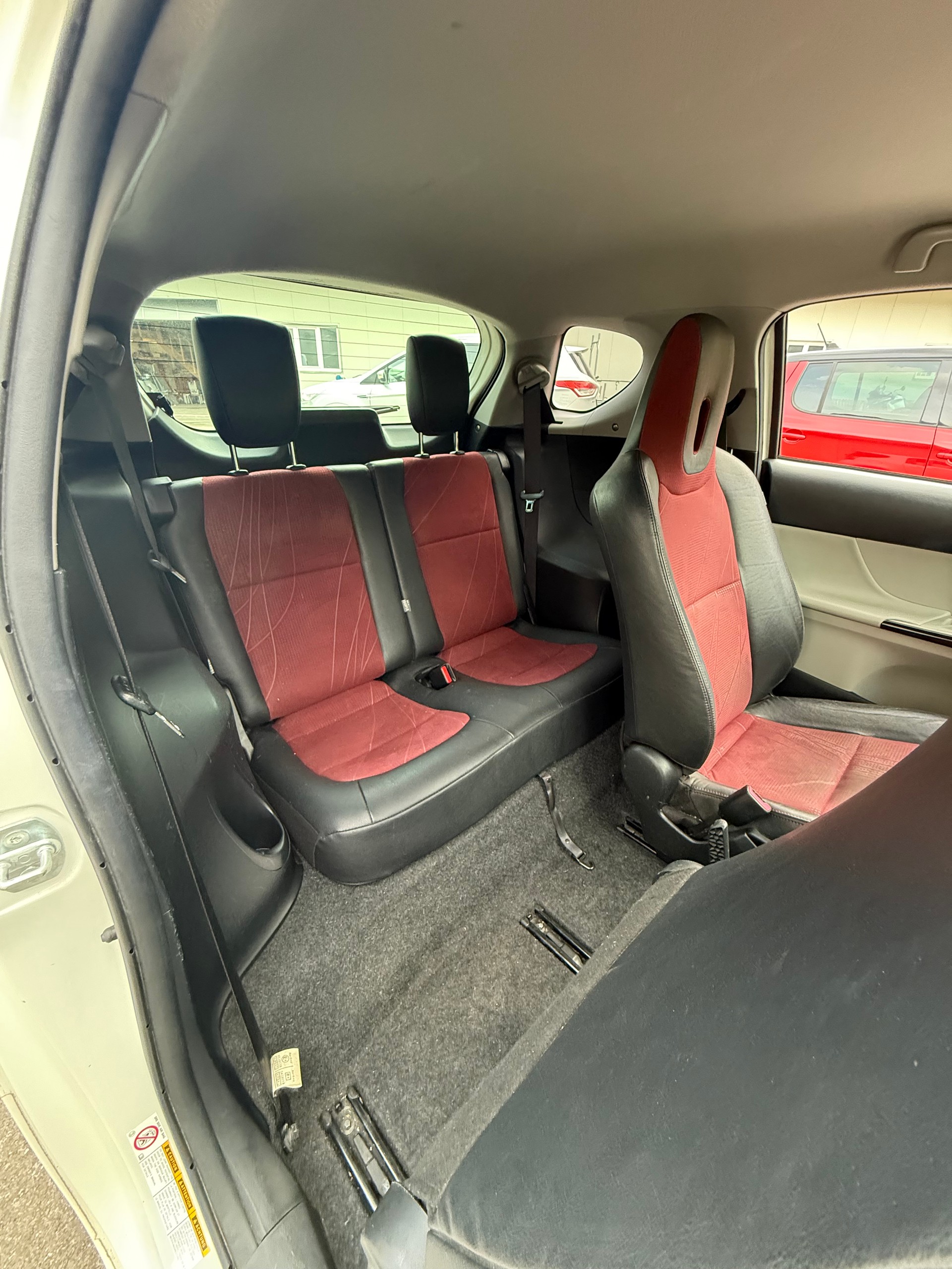 TOYOTA iQ 1.33 Dual VVT-i Linea Sol Premium-image-11