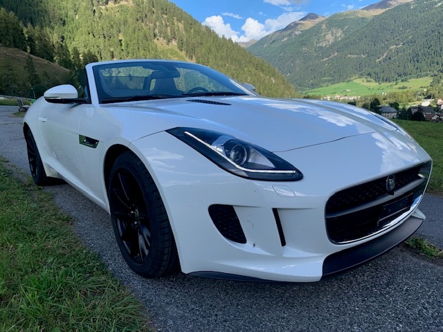 JAGUAR F-Type Convertible 3.0 V6 S/C-image-3