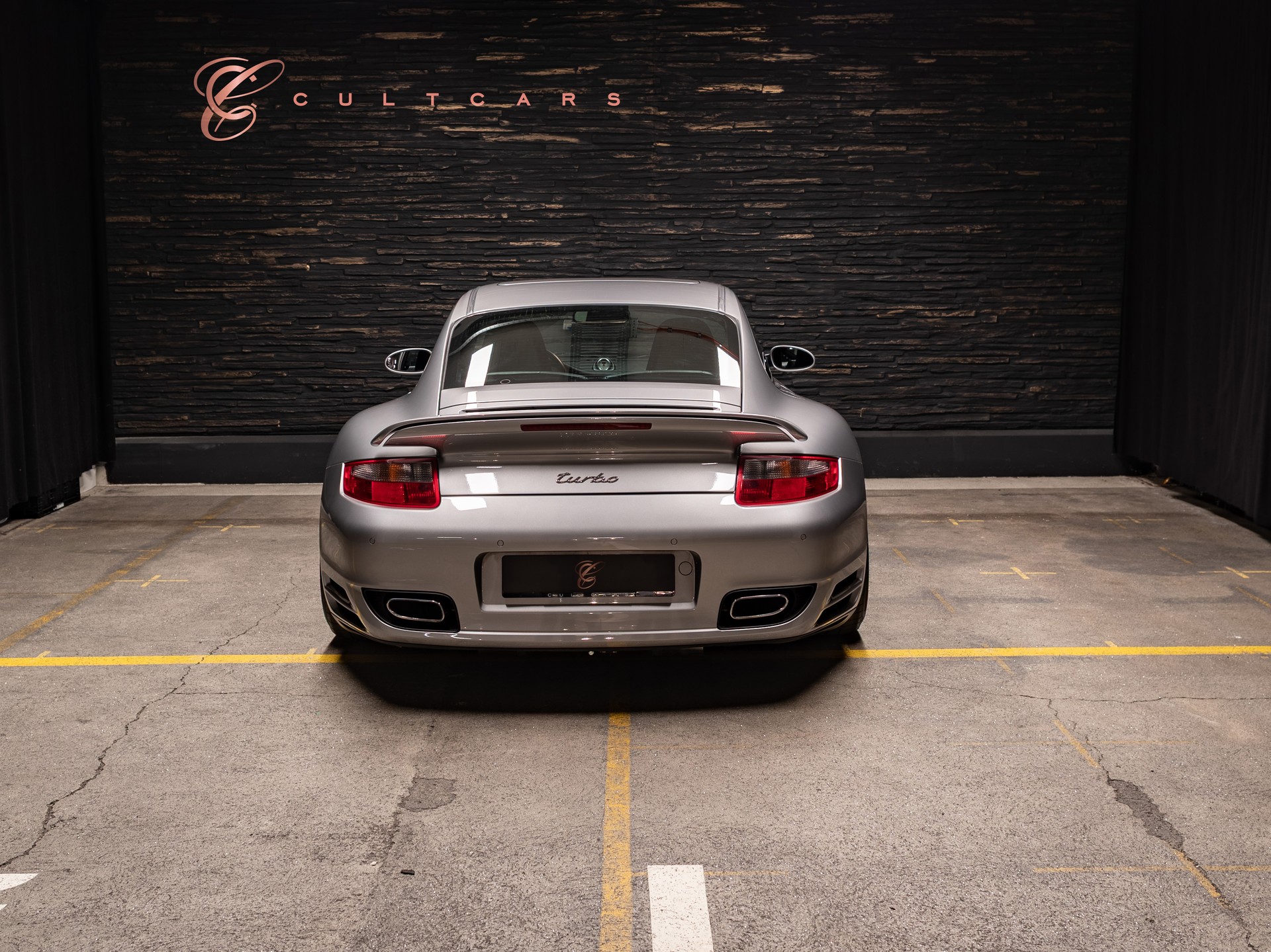 PORSCHE 911 Turbo-image-3