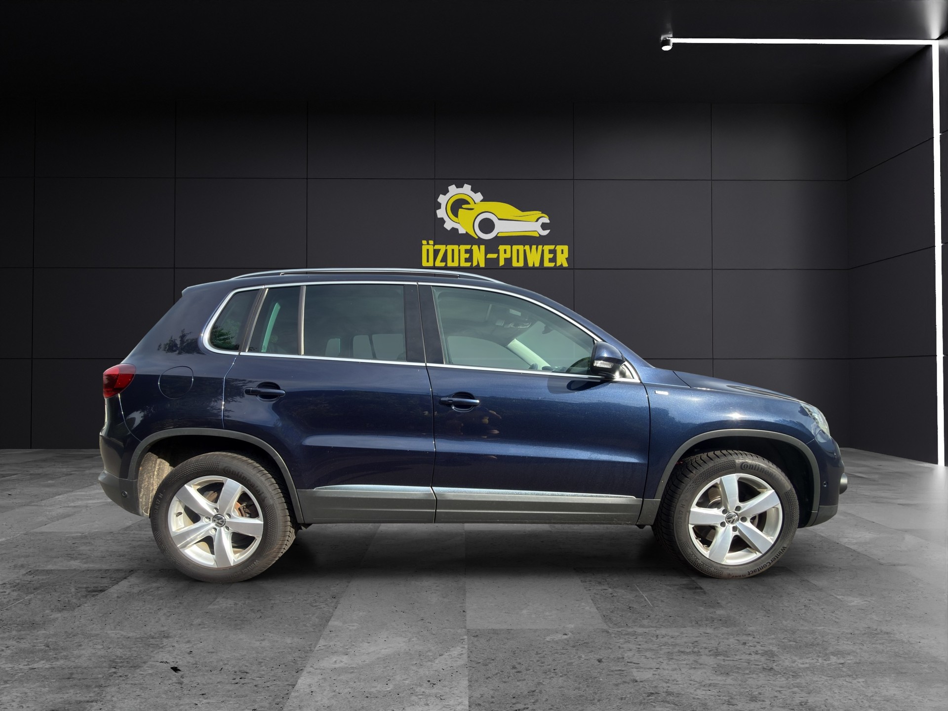 VW Tiguan 2.0 TSI Cup R-Line 4Motion DSG-showroom-element-3