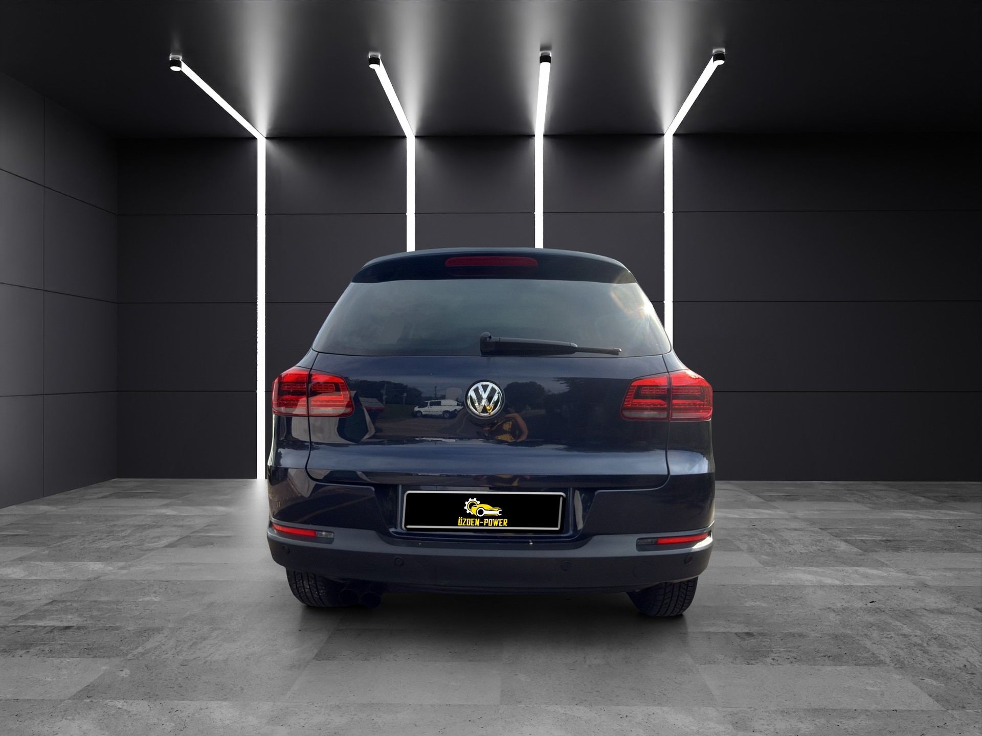 VW Tiguan 2.0 TSI Cup R-Line 4Motion DSG-image-7