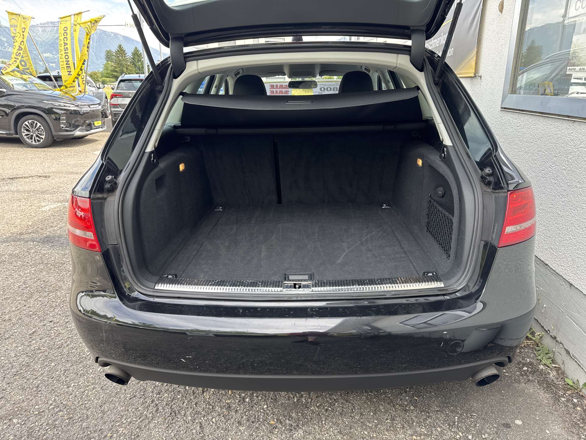 AUDI A4 Avant 2.0 TFSI-image-8