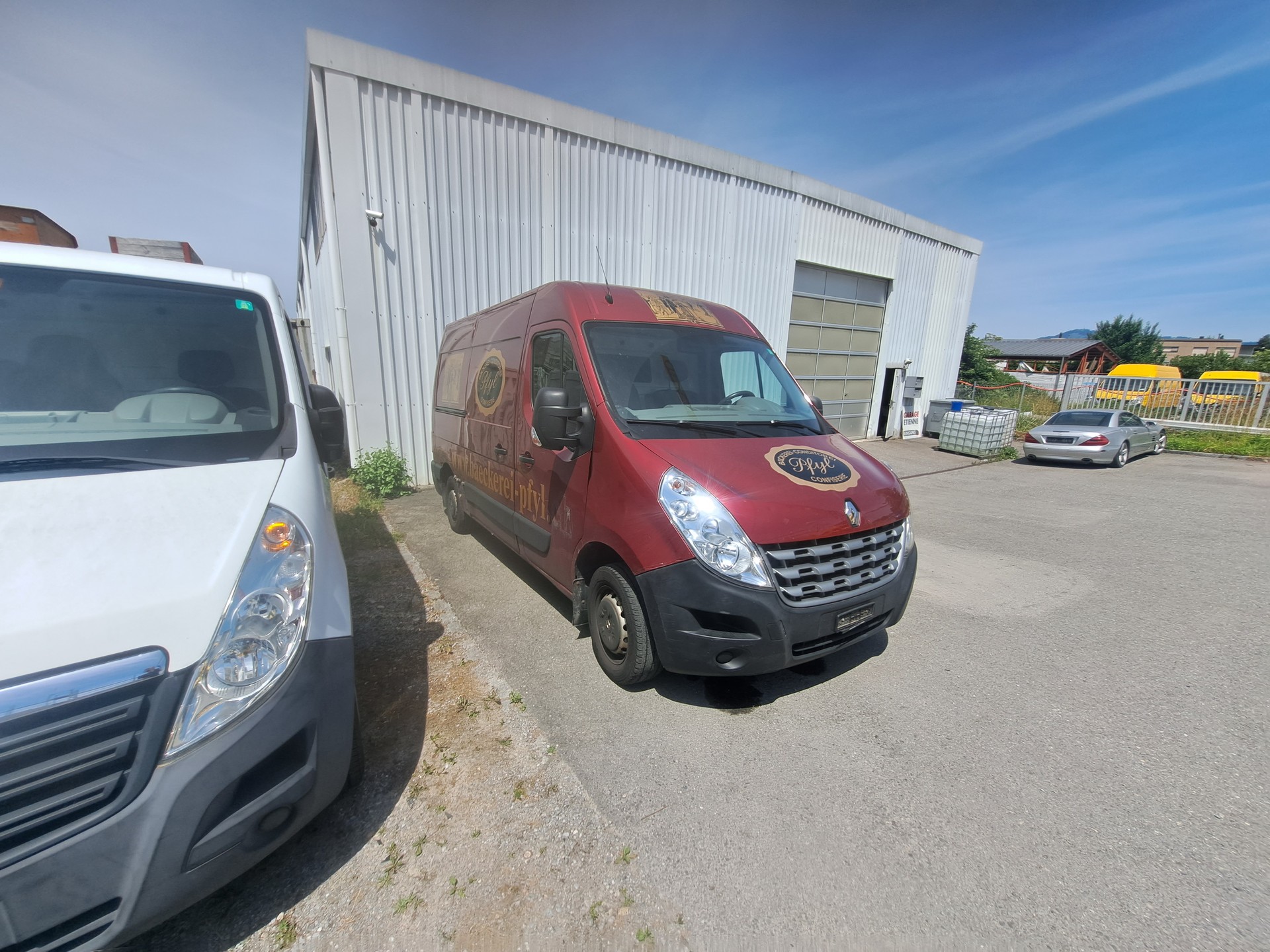 RENAULT Master T33 2.3dCi L2H2-image-0