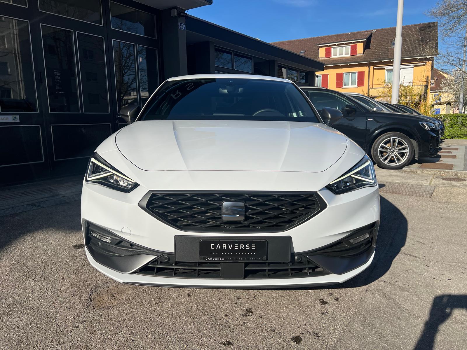 SEAT Leon 1.5 eTSI 150 FR DSG-image-2