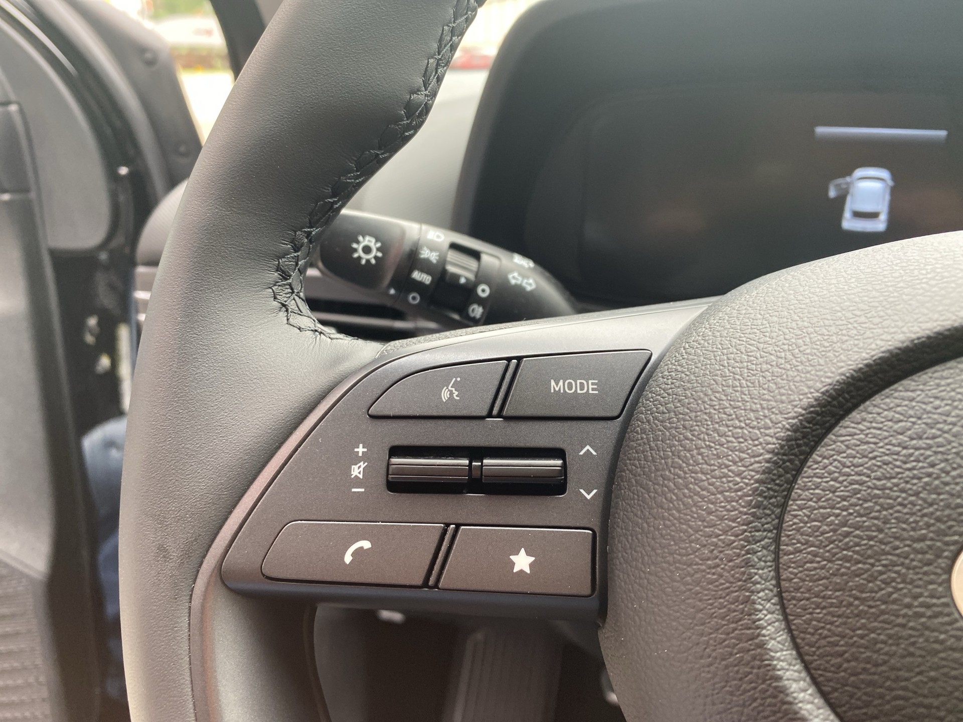 HYUNDAI i20 1.0 T-GDi Comfort DCT-image-10