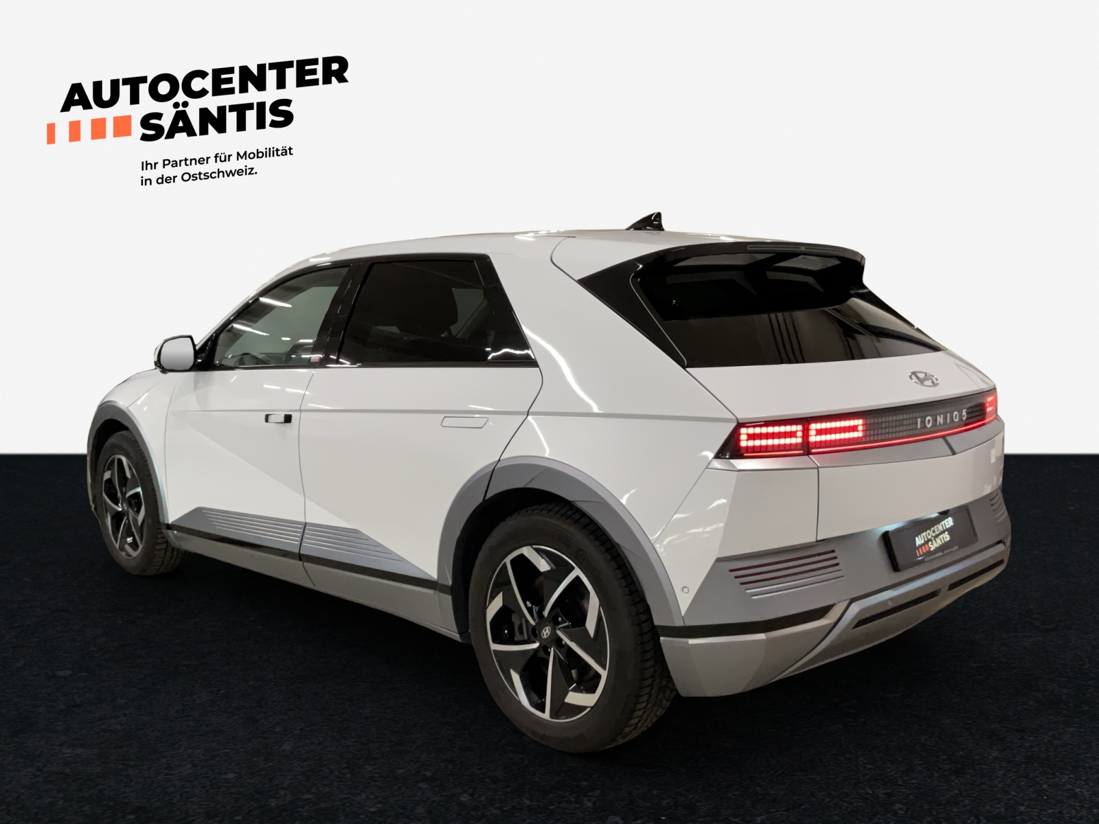 HYUNDAI Ioniq 5 77kWh Vertex 4WD-image-3