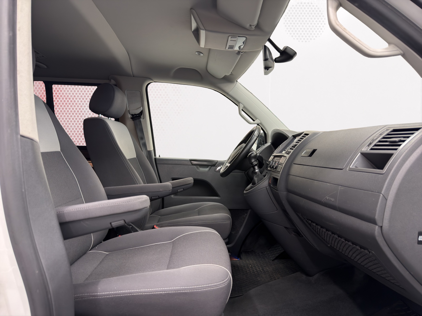 VW T5 Multivan 2.0 TDI CR Startline-image-11