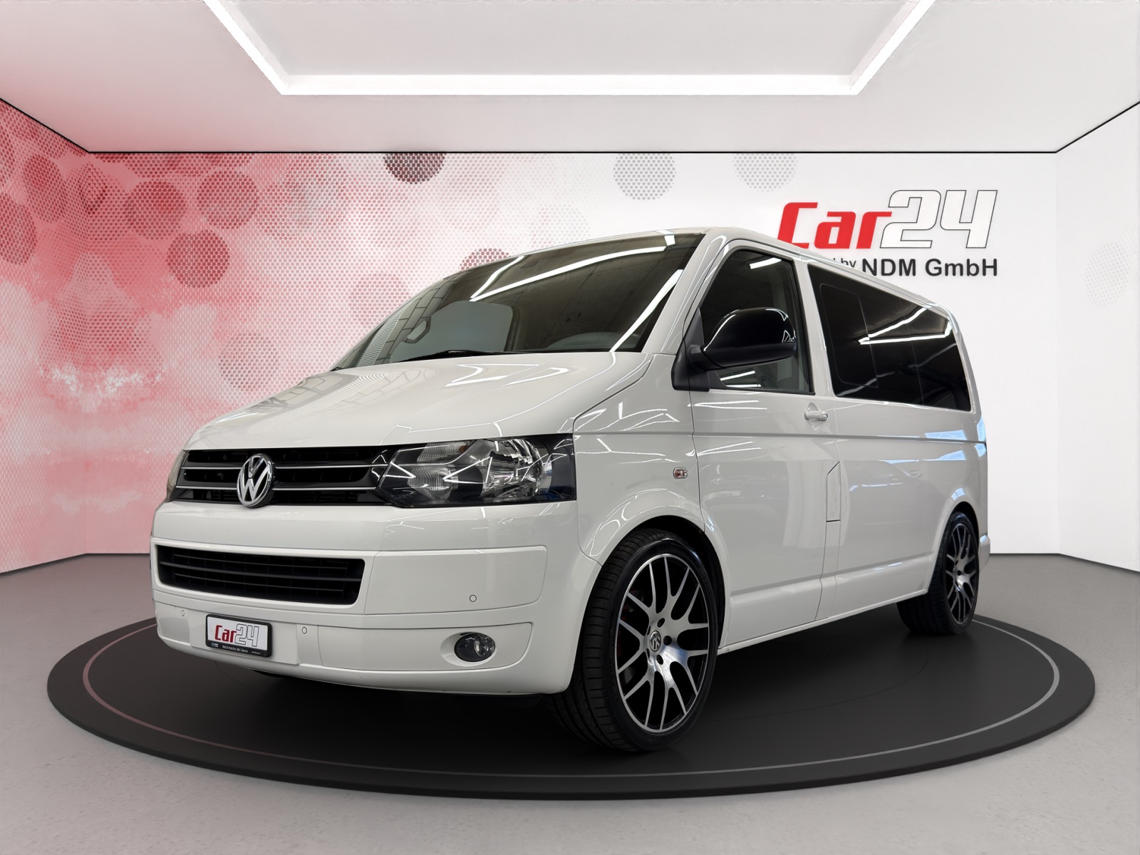VW T5 Multivan 2.0 TDI CR Startline-image-0