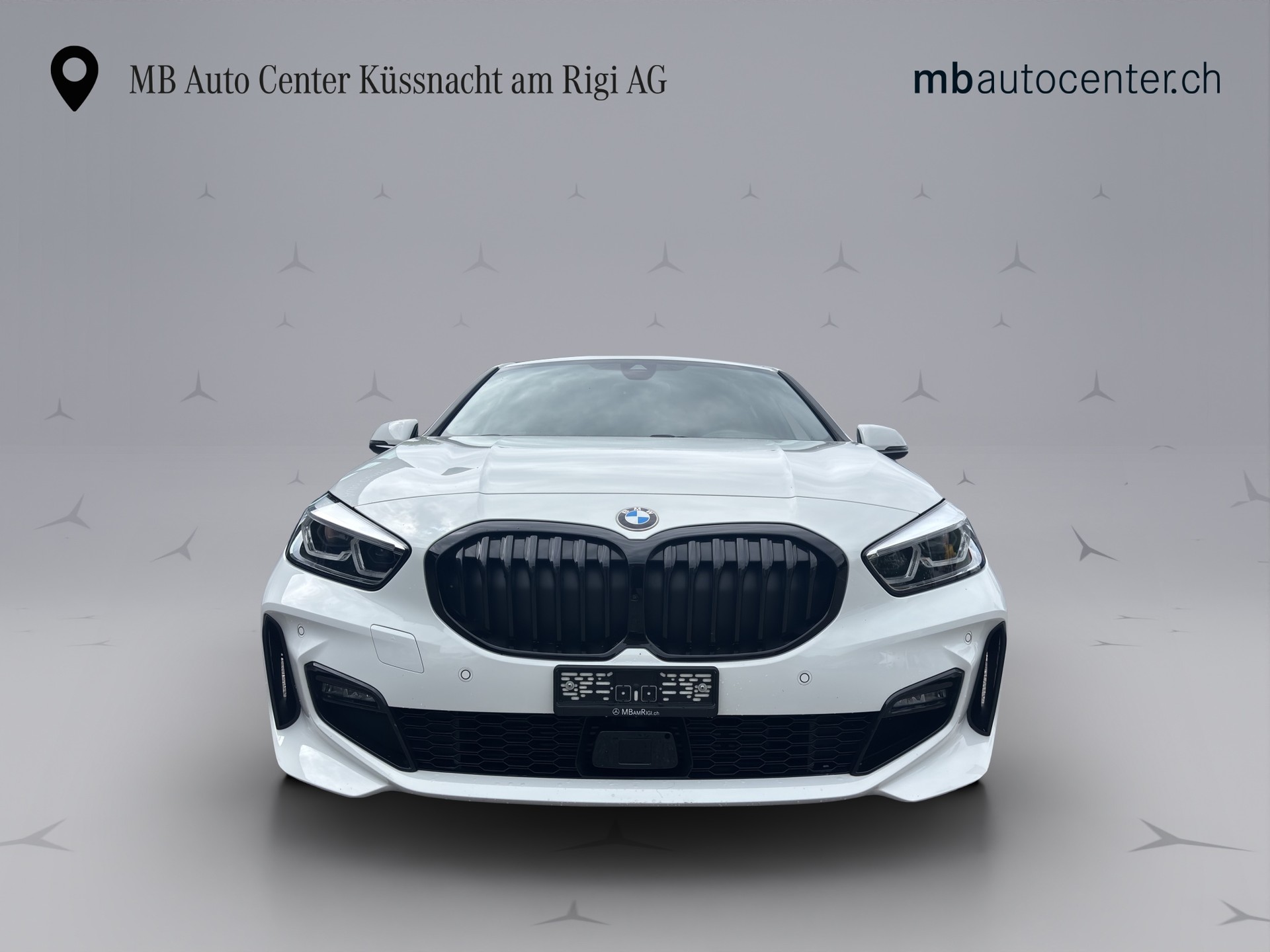 BMW 120d xDrive Steptronic M Sport-image-1