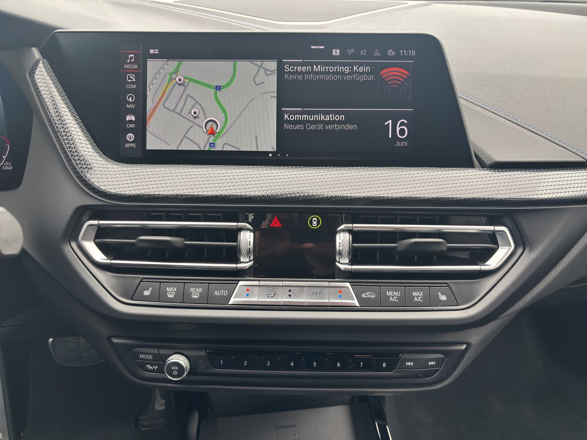 BMW 120d xDrive Steptronic M Sport-image-14