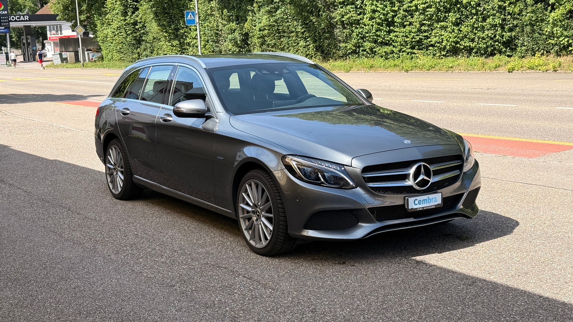 MERCEDES-BENZ C 350 e Avantgarde 7G-Tronic-image-2