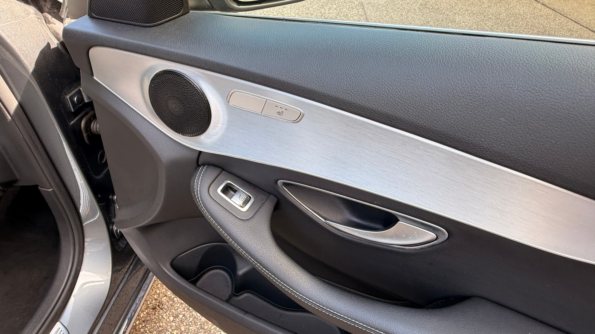 MERCEDES-BENZ C 350 e Avantgarde 7G-Tronic-image-14