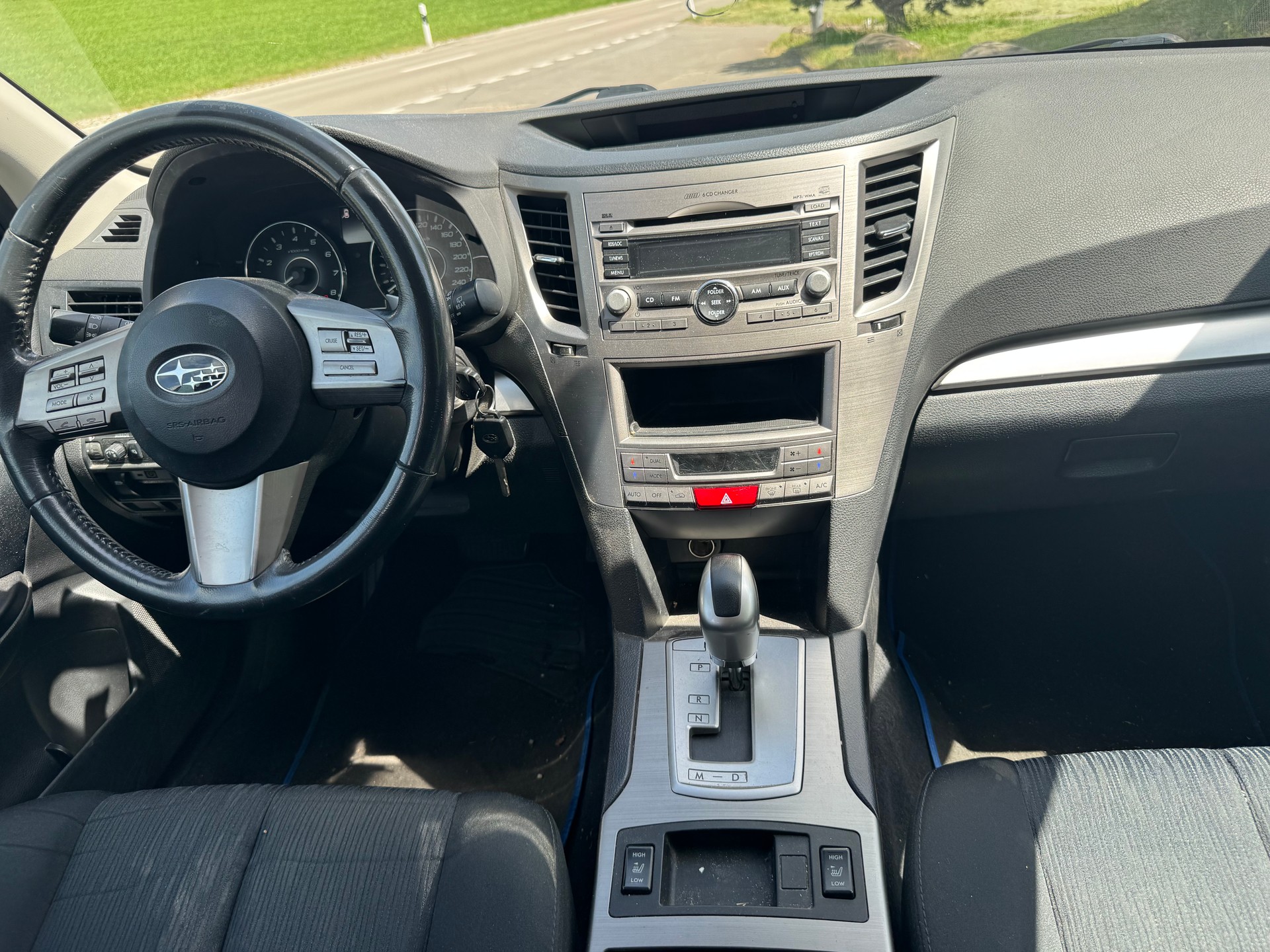 SUBARU Legacy 2.0i Swiss AWD Lineartronic-image-11