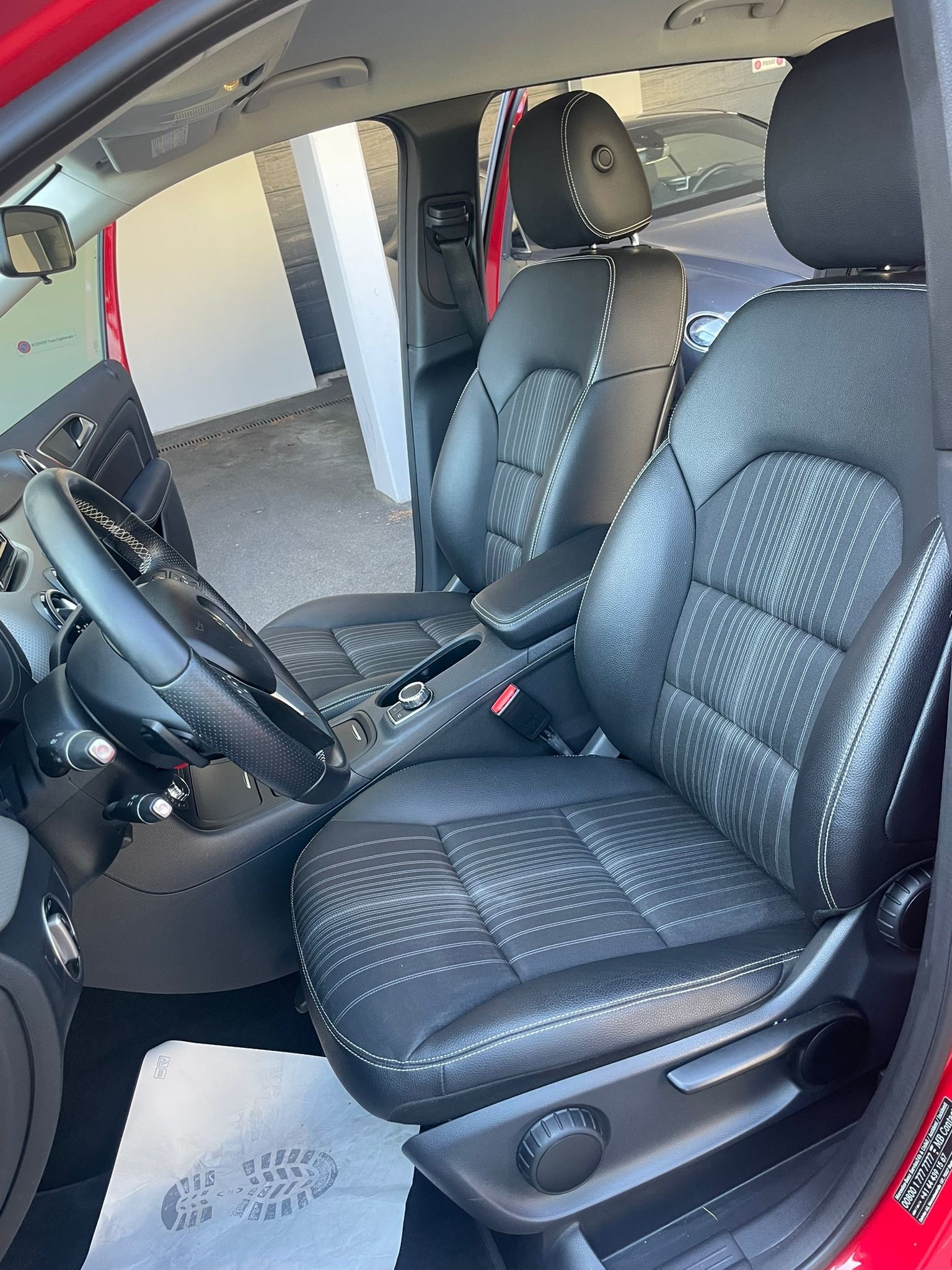 MERCEDES-BENZ B 180 7G-DCT Sport-Paket CH-Auto-image-6