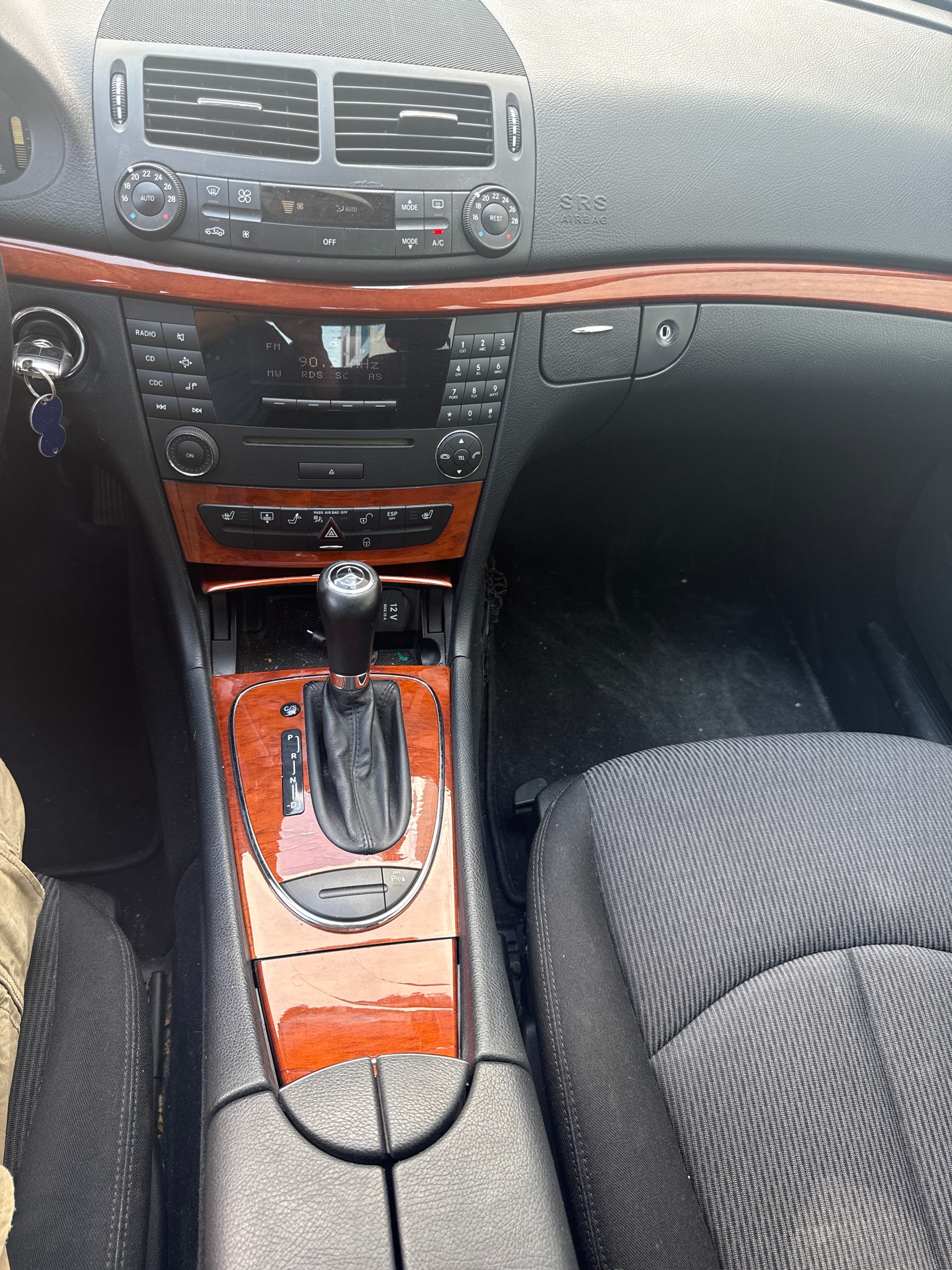 MERCEDES-BENZ E 280 CDI Elégance-image-9