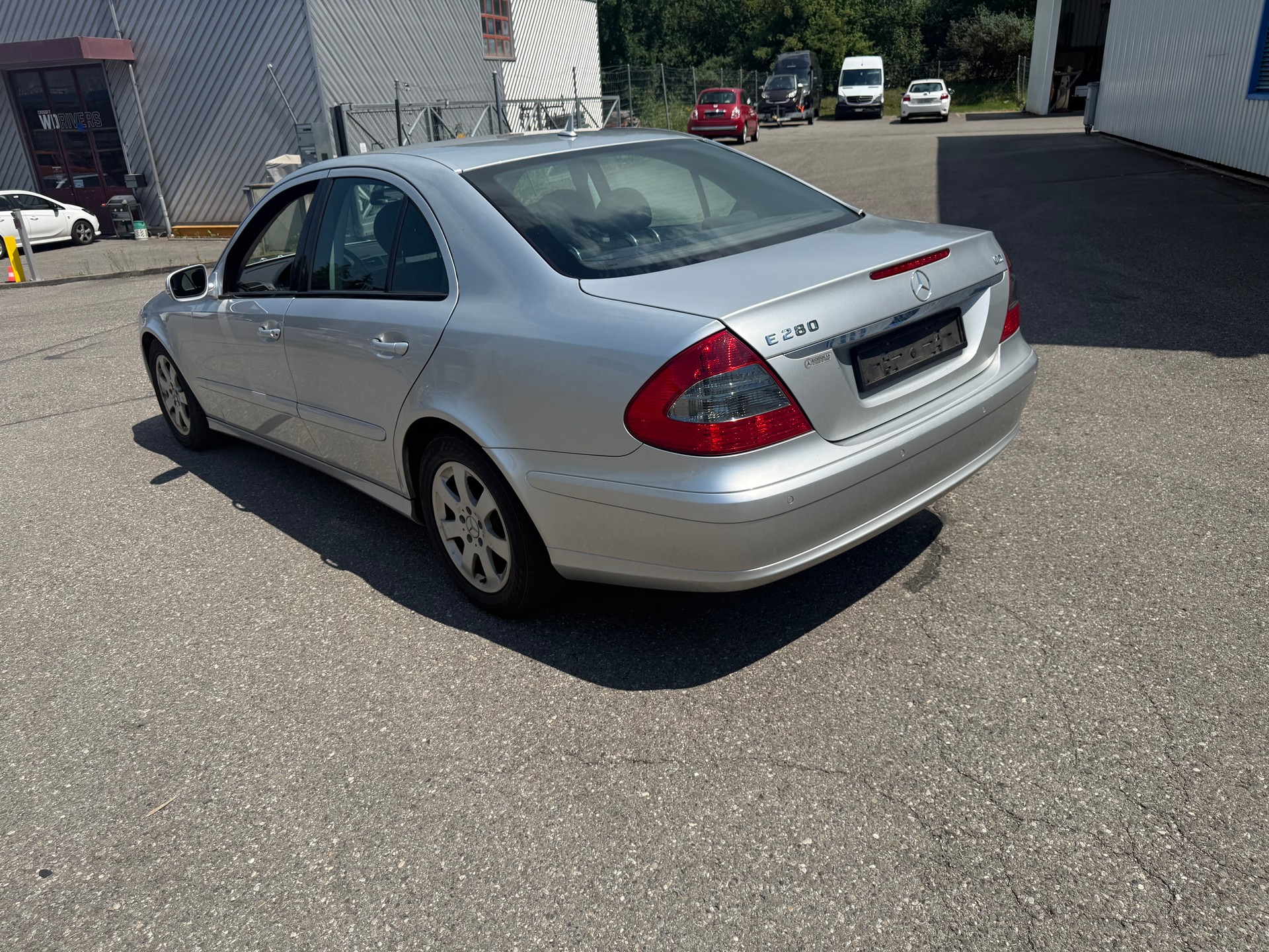 MERCEDES-BENZ E 280 CDI Elégance-image-5