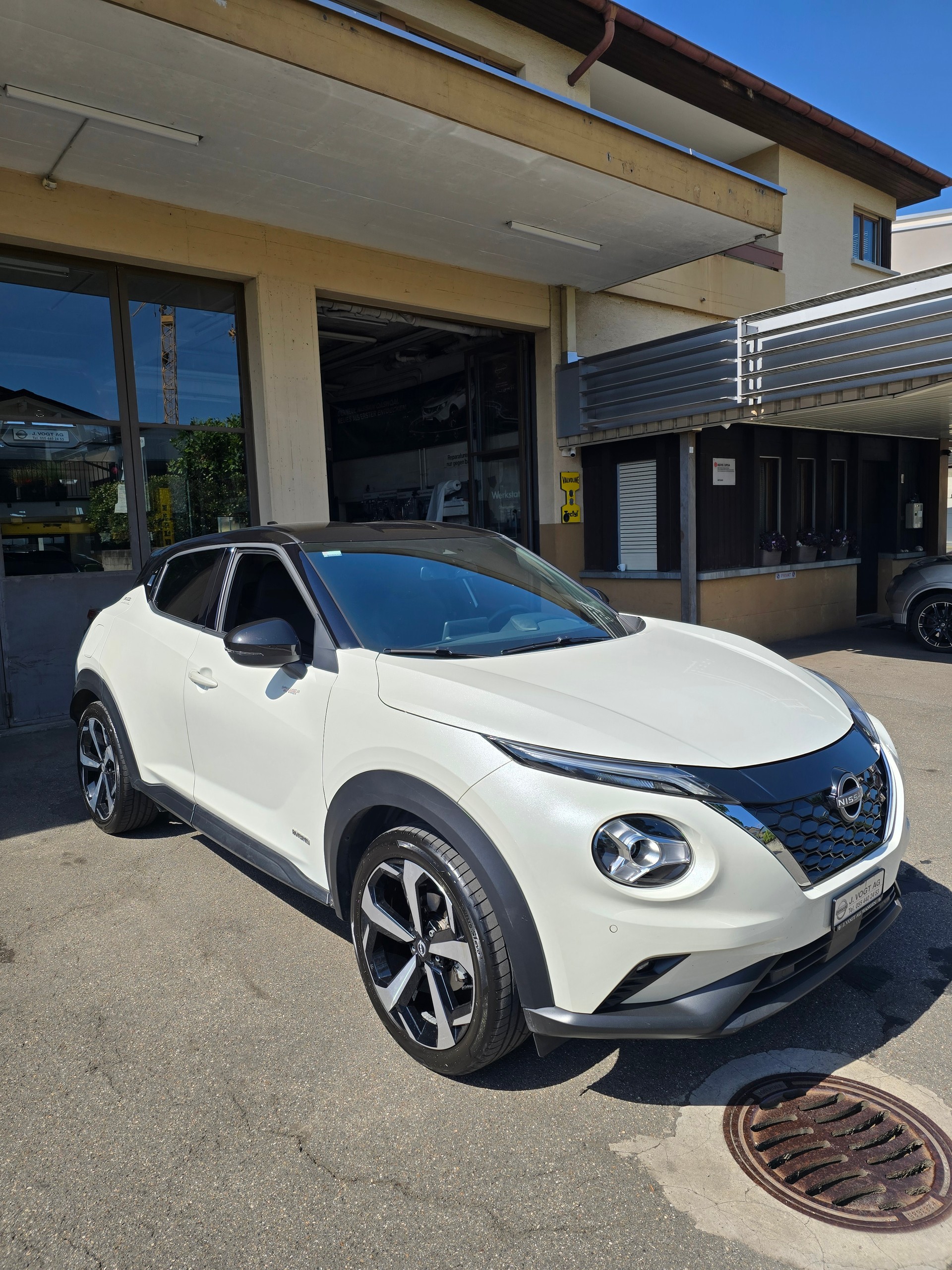 NISSAN Juke 1.6 FHEV Unplugged Limited Edition-image-2