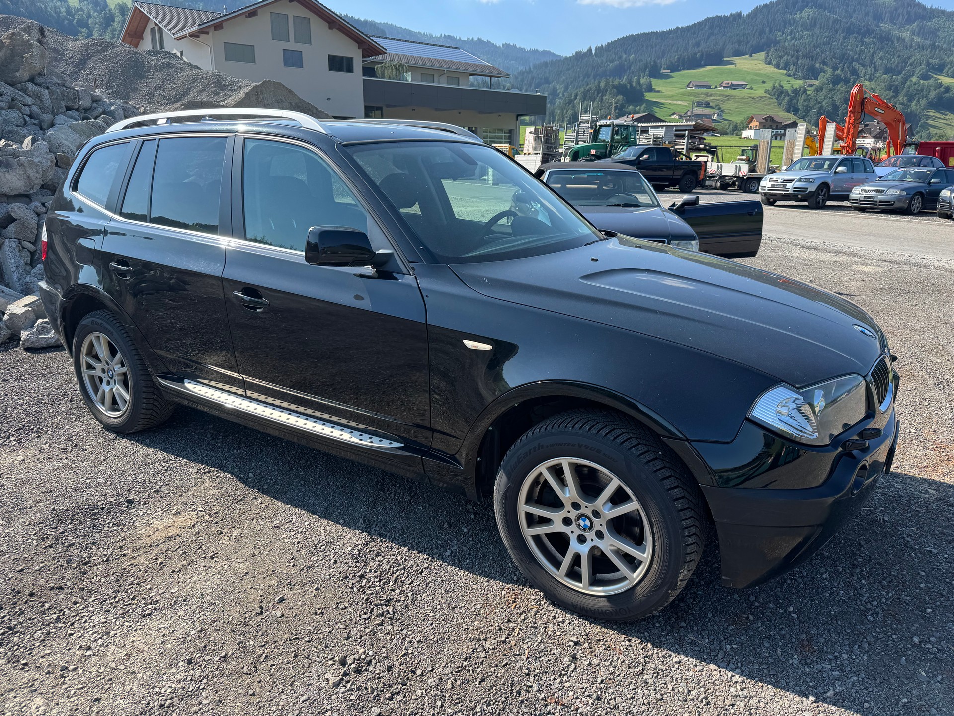 BMW X3 2.5i-image-2