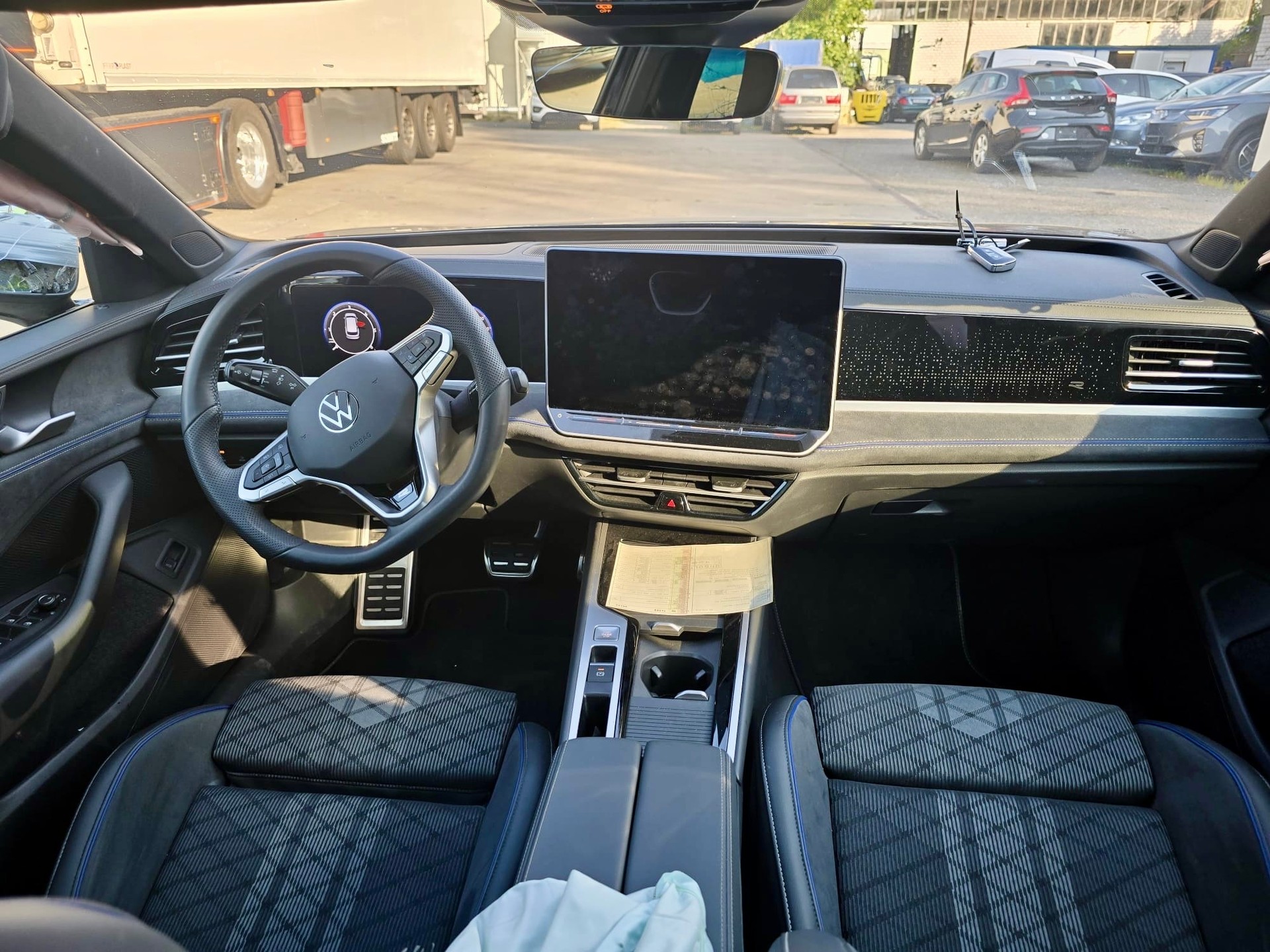 VW Passat Variant 2.0 TDI evo R-Line 4 Motion DSG-image-8