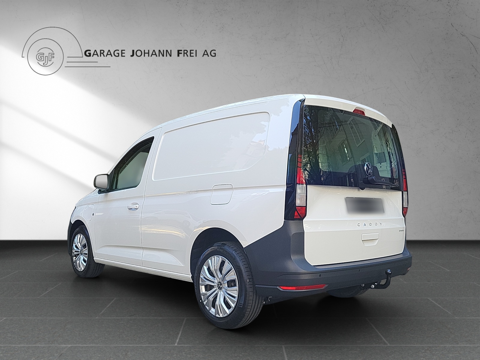 VW Caddy Cargo Entry PHEV Plug-In Hybrid DSG-showroom-element-2