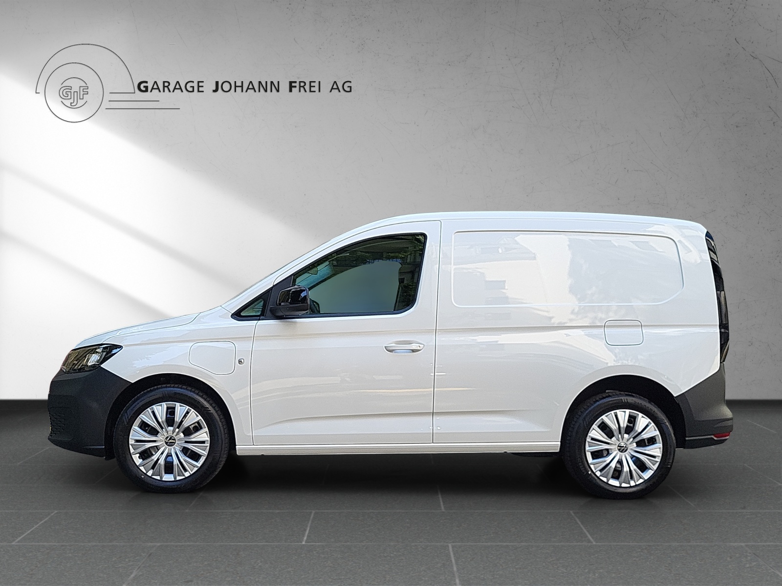 VW Caddy Cargo Entry PHEV Plug-In Hybrid DSG-showroom-element-1