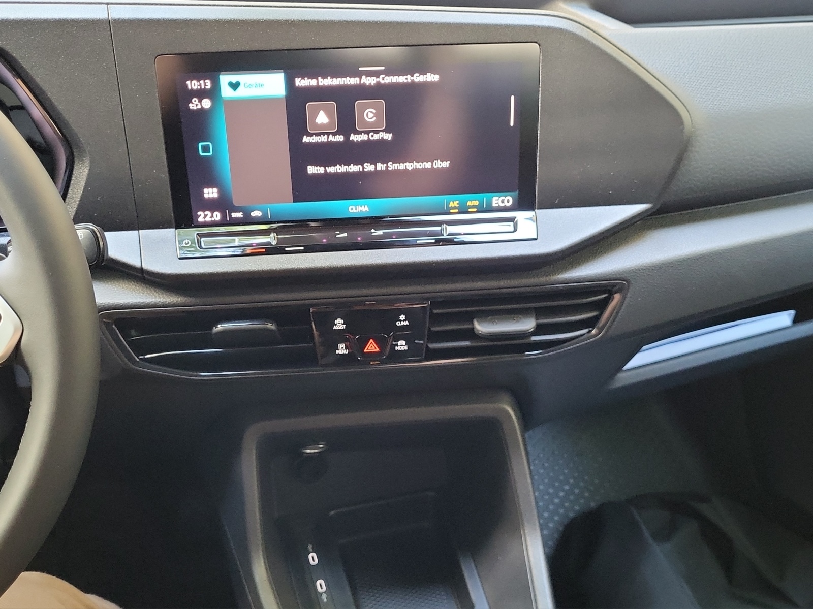 VW Caddy Cargo Entry PHEV Plug-In Hybrid DSG-image-13