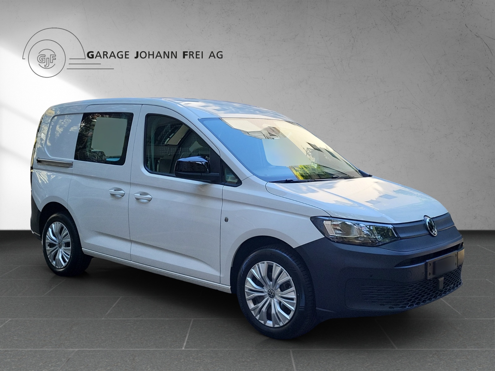 VW Caddy Cargo Entry PHEV Plug-In Hybrid DSG-image-7