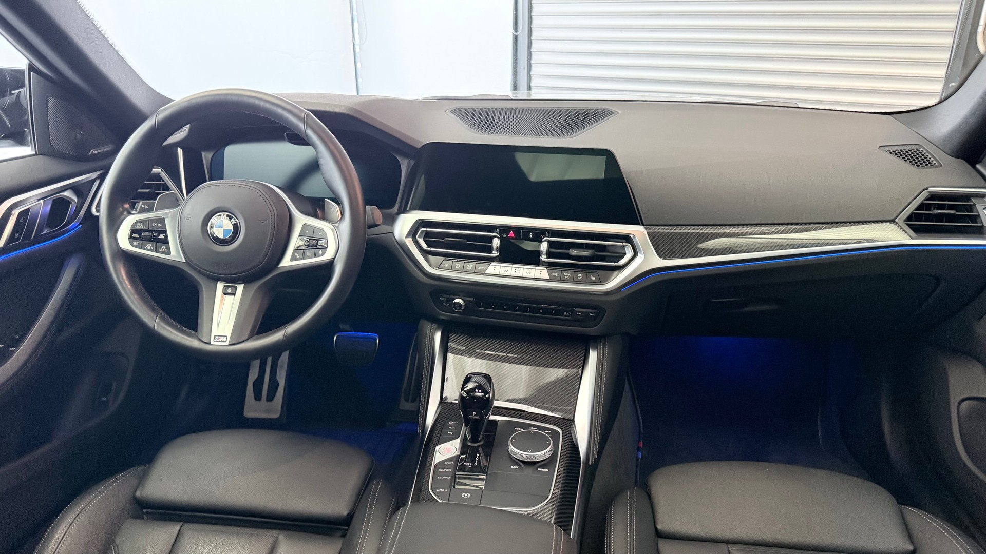 BMW M440i xDrive Gran Coupé-image-24