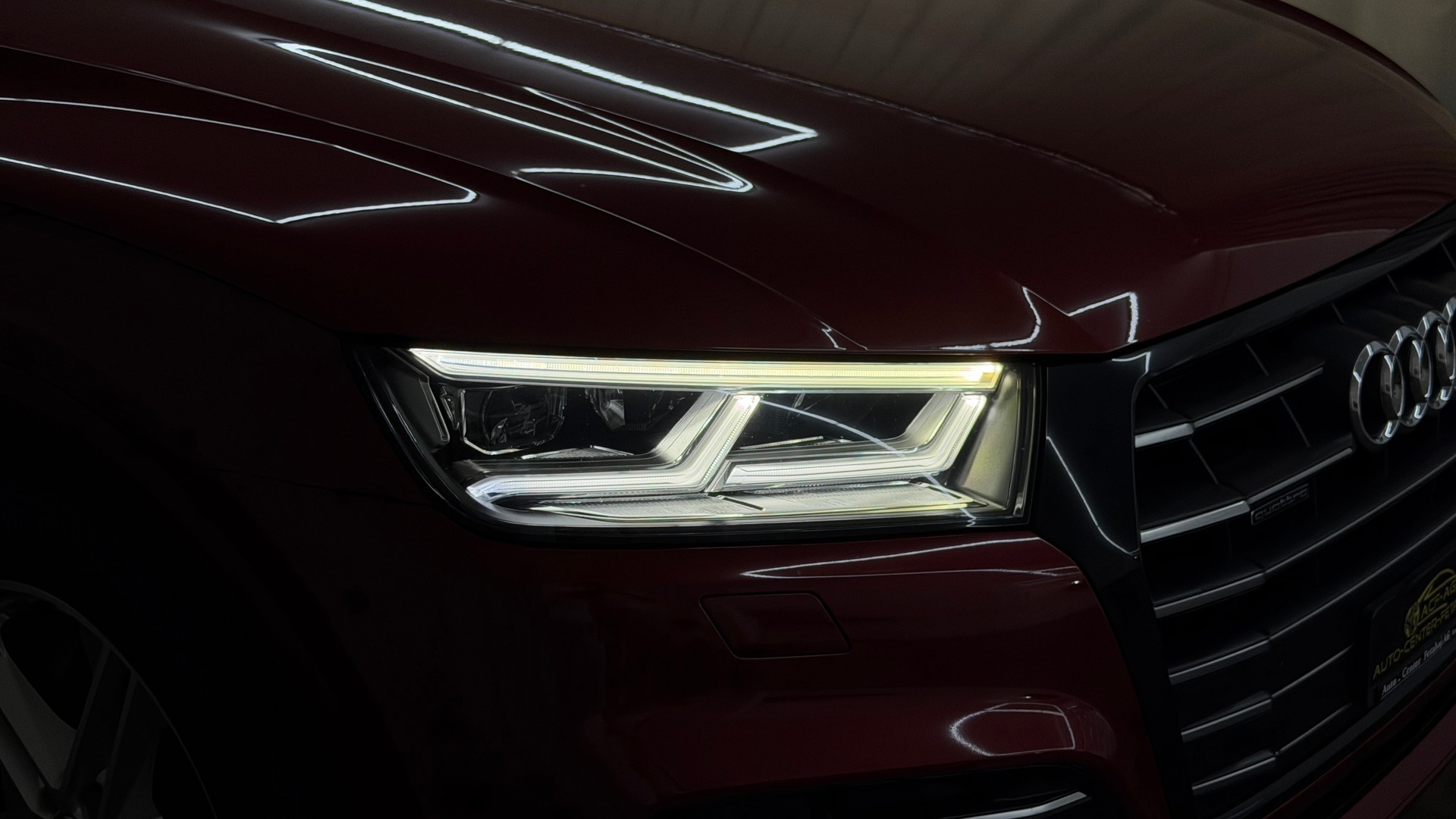 AUDI Q5 55 TFSI e sport quattro-image-16