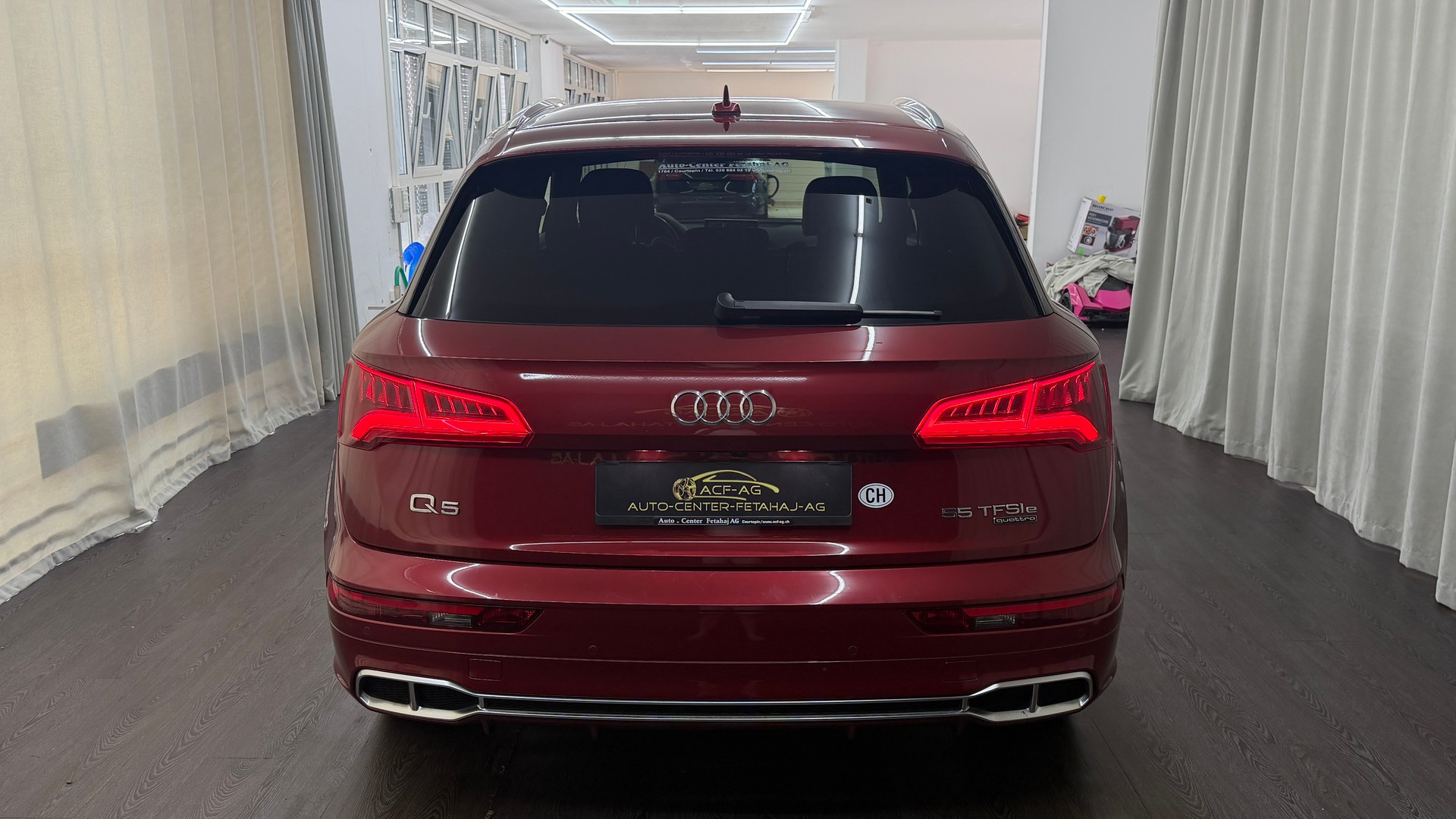 AUDI Q5 55 TFSI e sport quattro-image-4