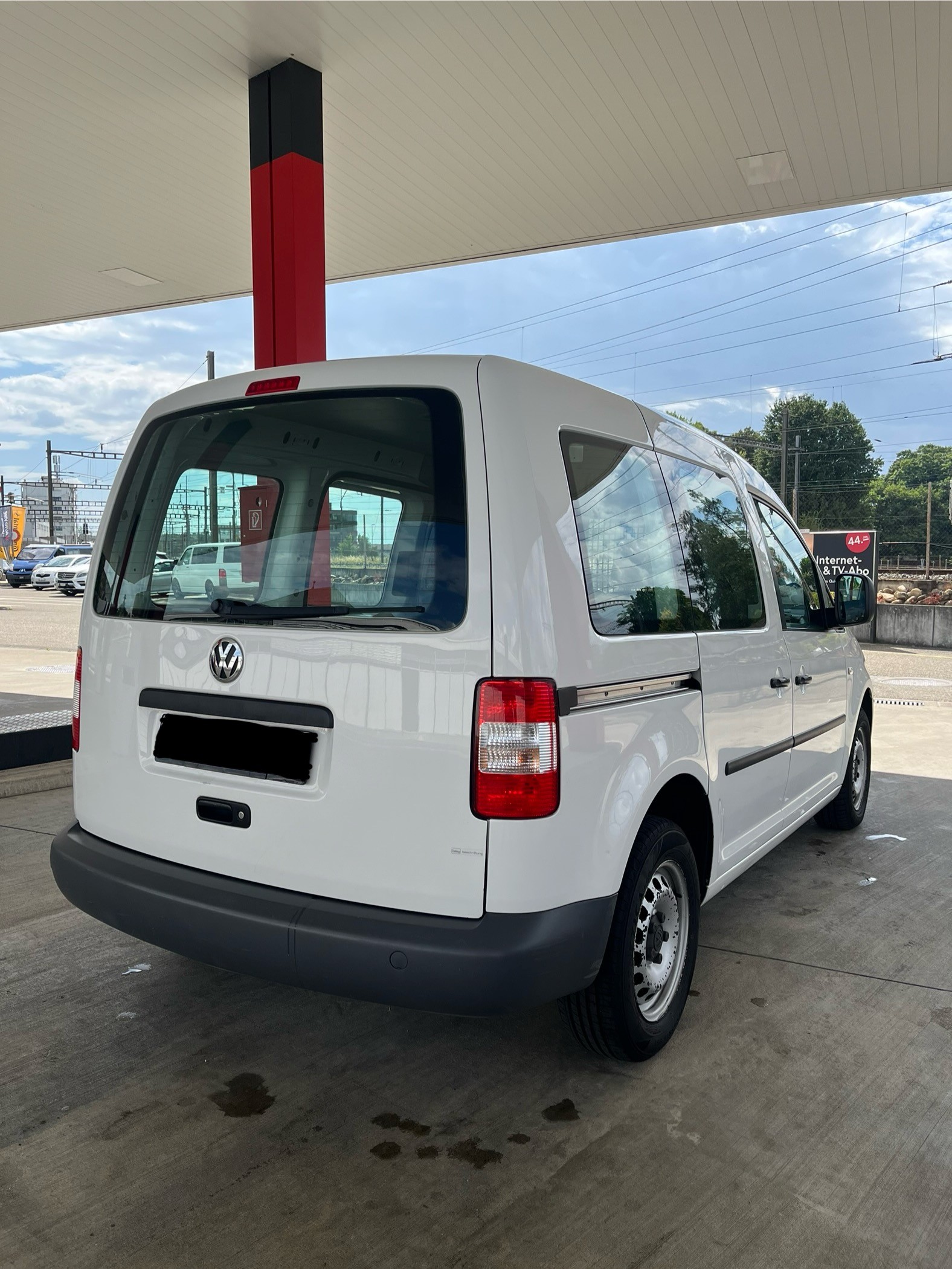 VW CADDY-image-3