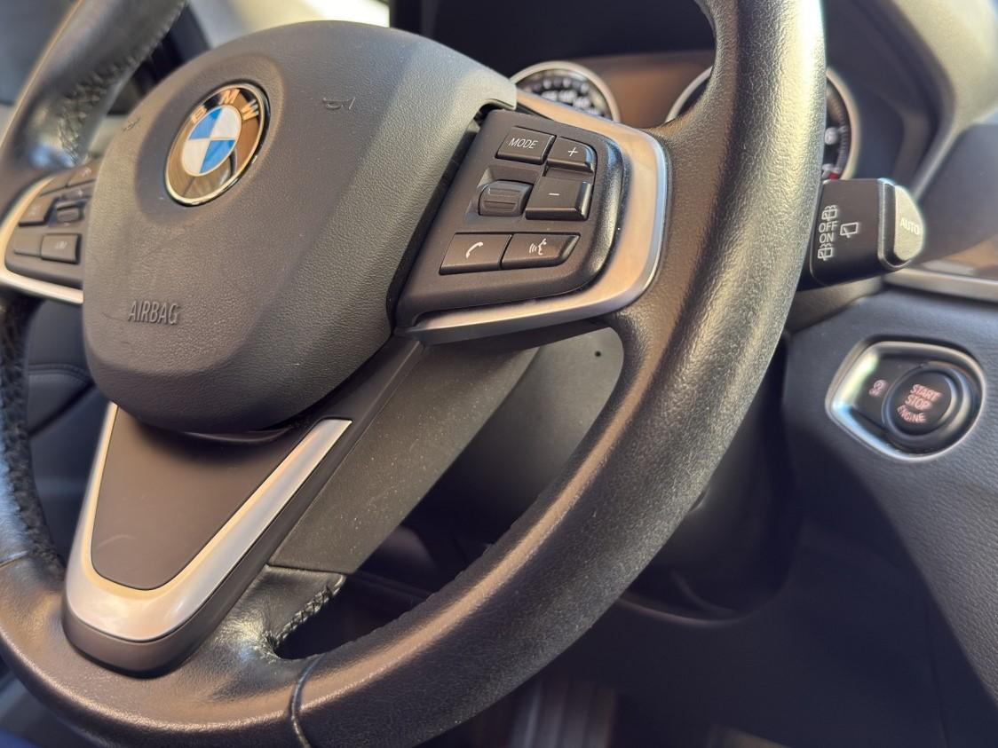 BMW X1 20i xDrive XLine-image-21