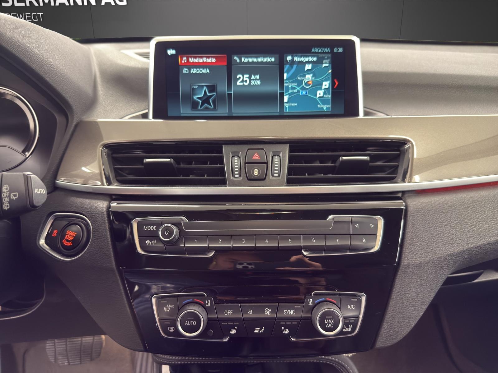 BMW X1 20i xDrive XLine-image-17