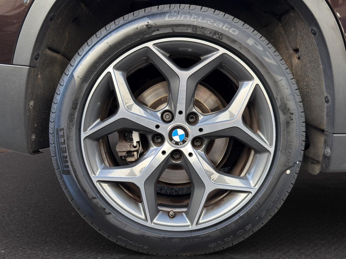 BMW X1 20i xDrive XLine-image-10
