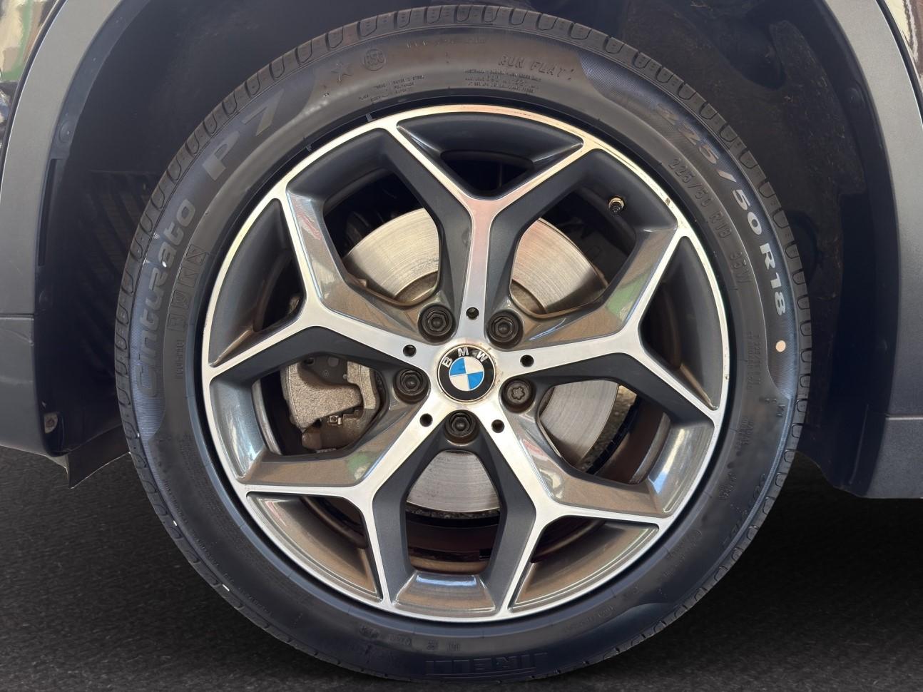 BMW X1 20i xDrive XLine-image-8