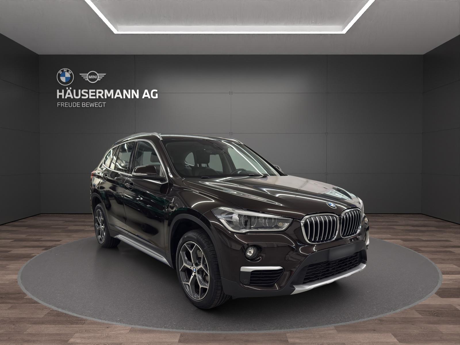 BMW X1 20i xDrive XLine-showroom-element-2