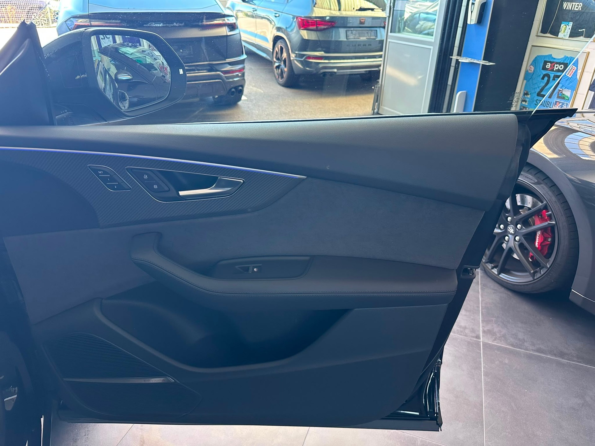 AUDI RSQ8 performance quattro-image-21