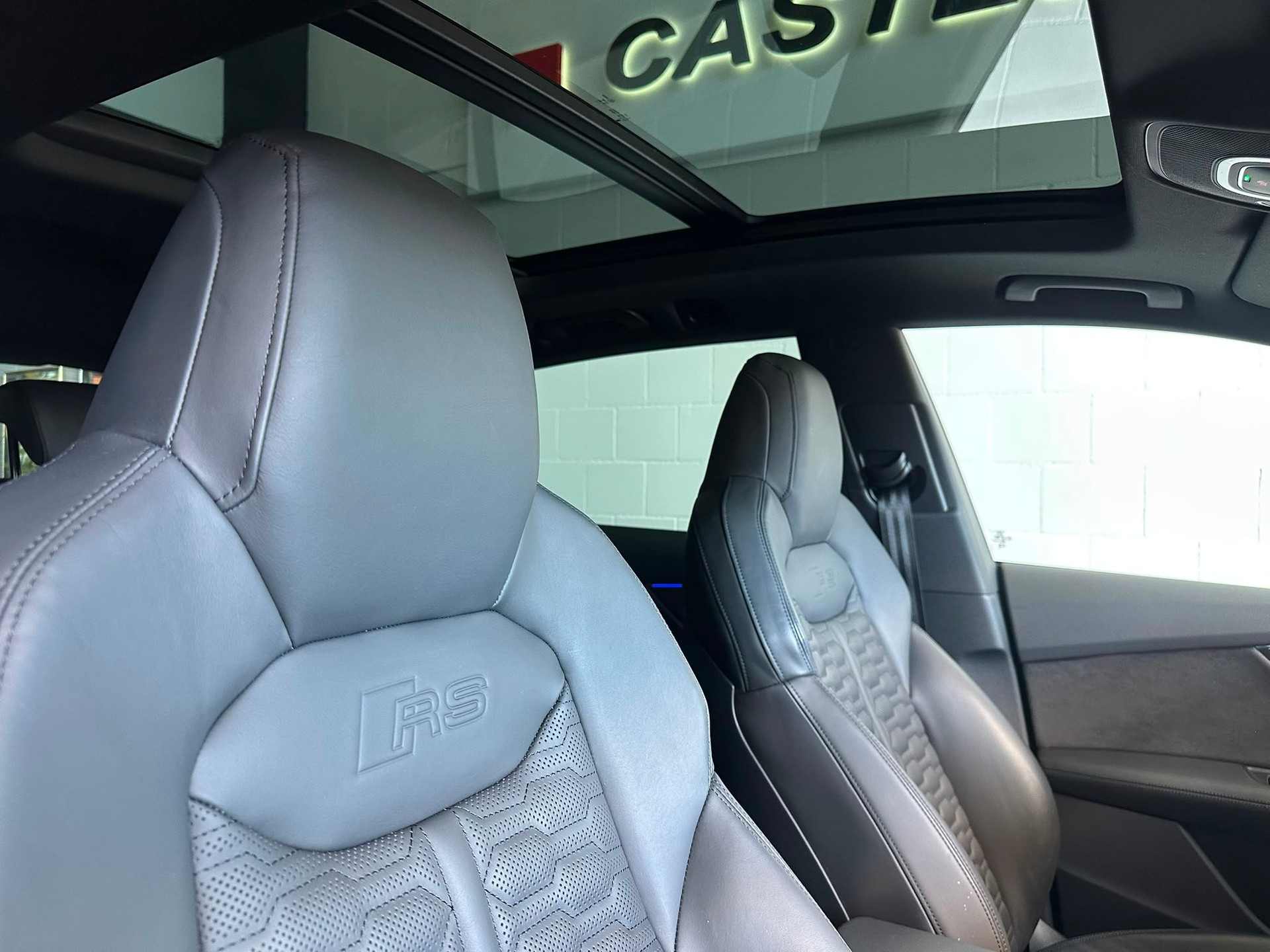 AUDI RSQ8 performance quattro-image-8