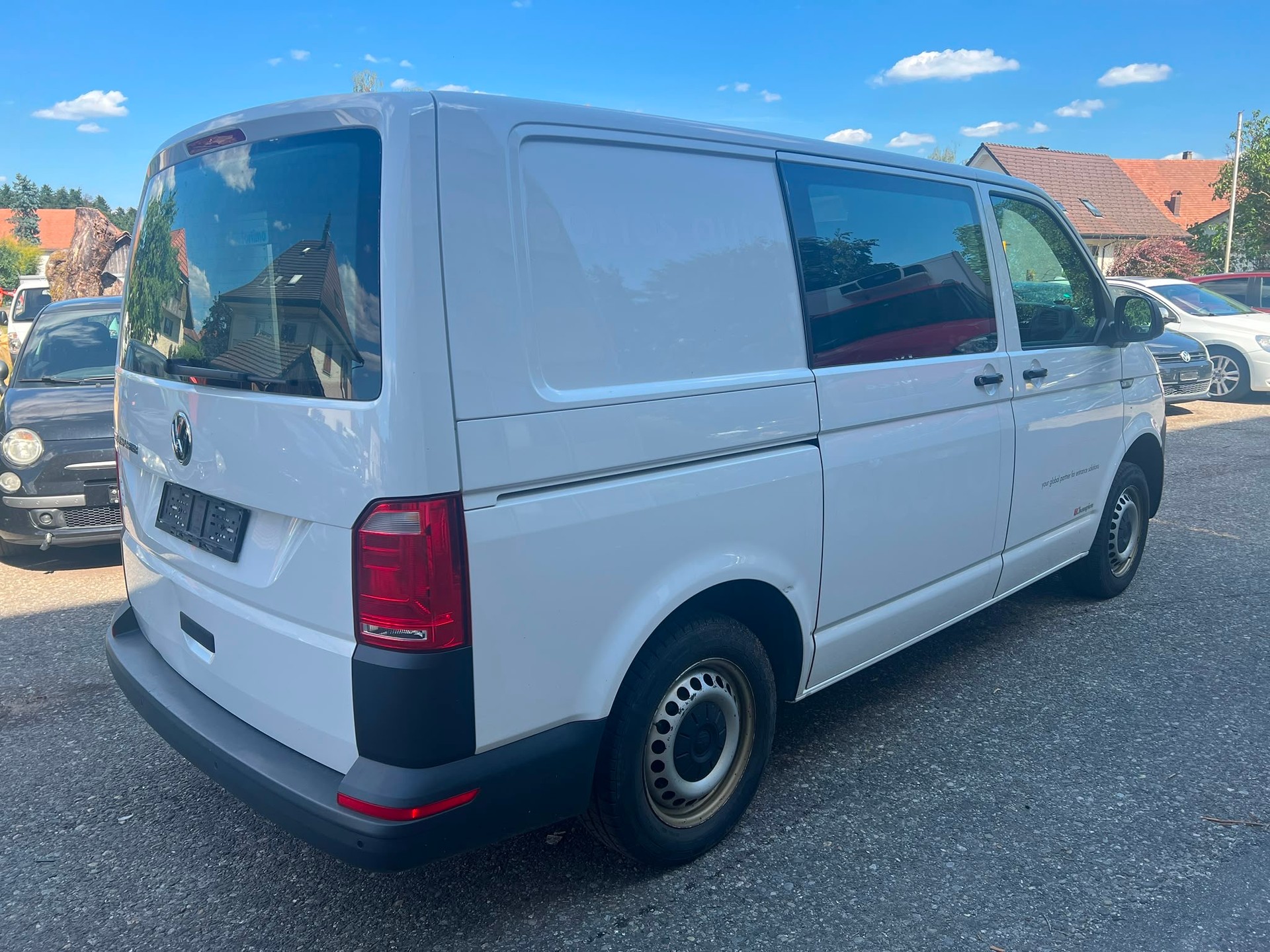 VW T6.1 2.0 TDI Entry-image-6
