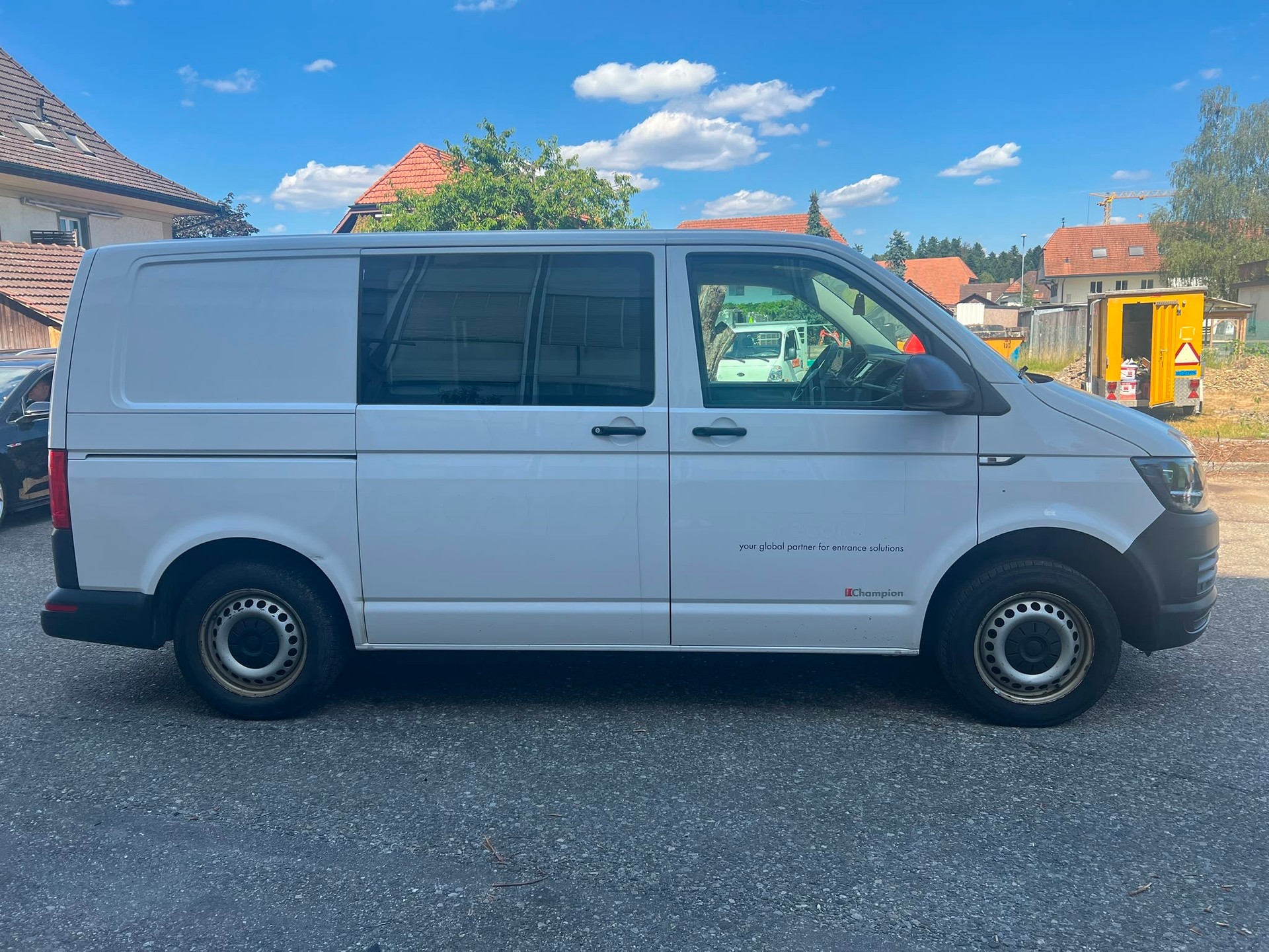 VW T6.1 2.0 TDI Entry-image-3