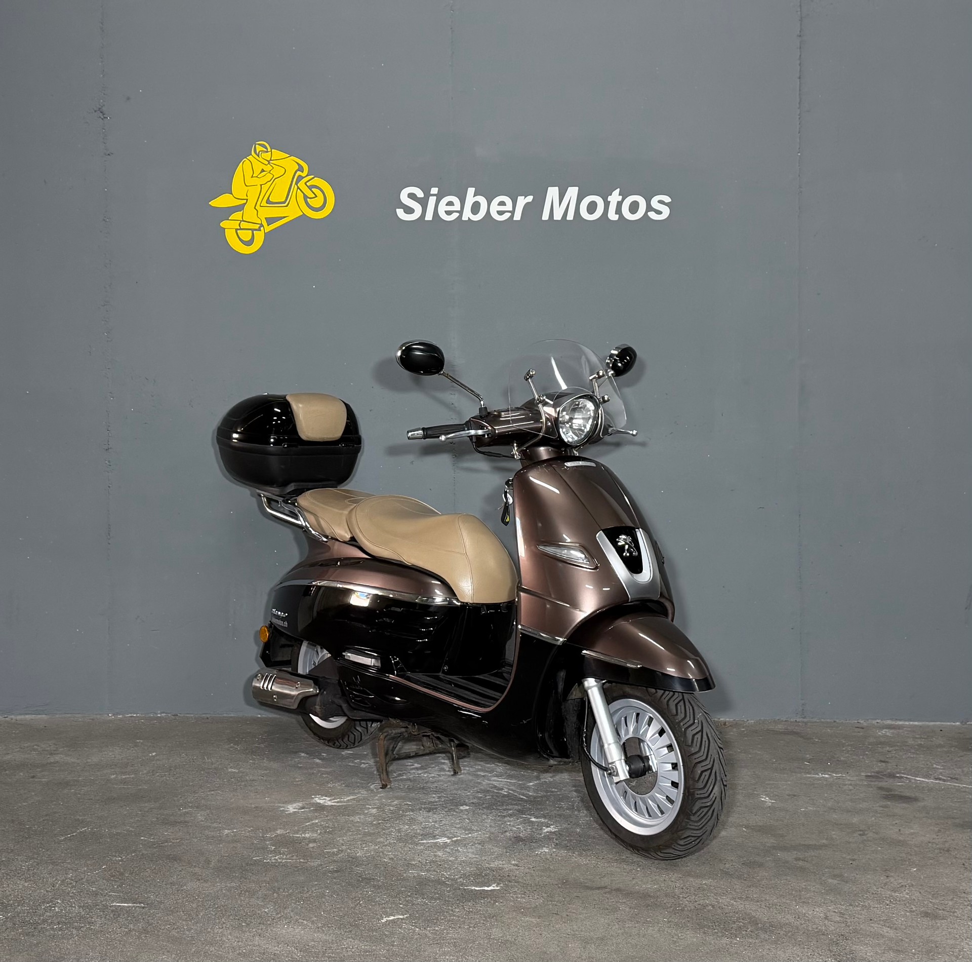 PEUGEOT Django Heritage 125-showroom-element-1