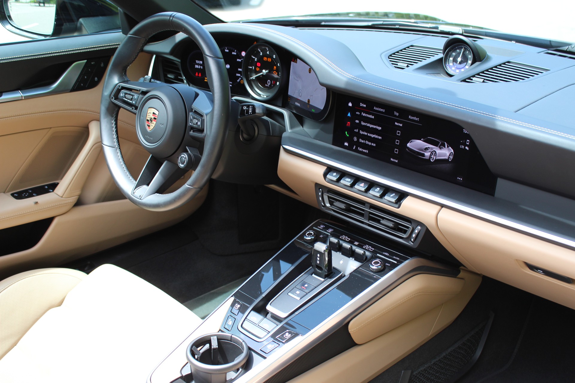 PORSCHE 911 Targa 4S PDK-image-11