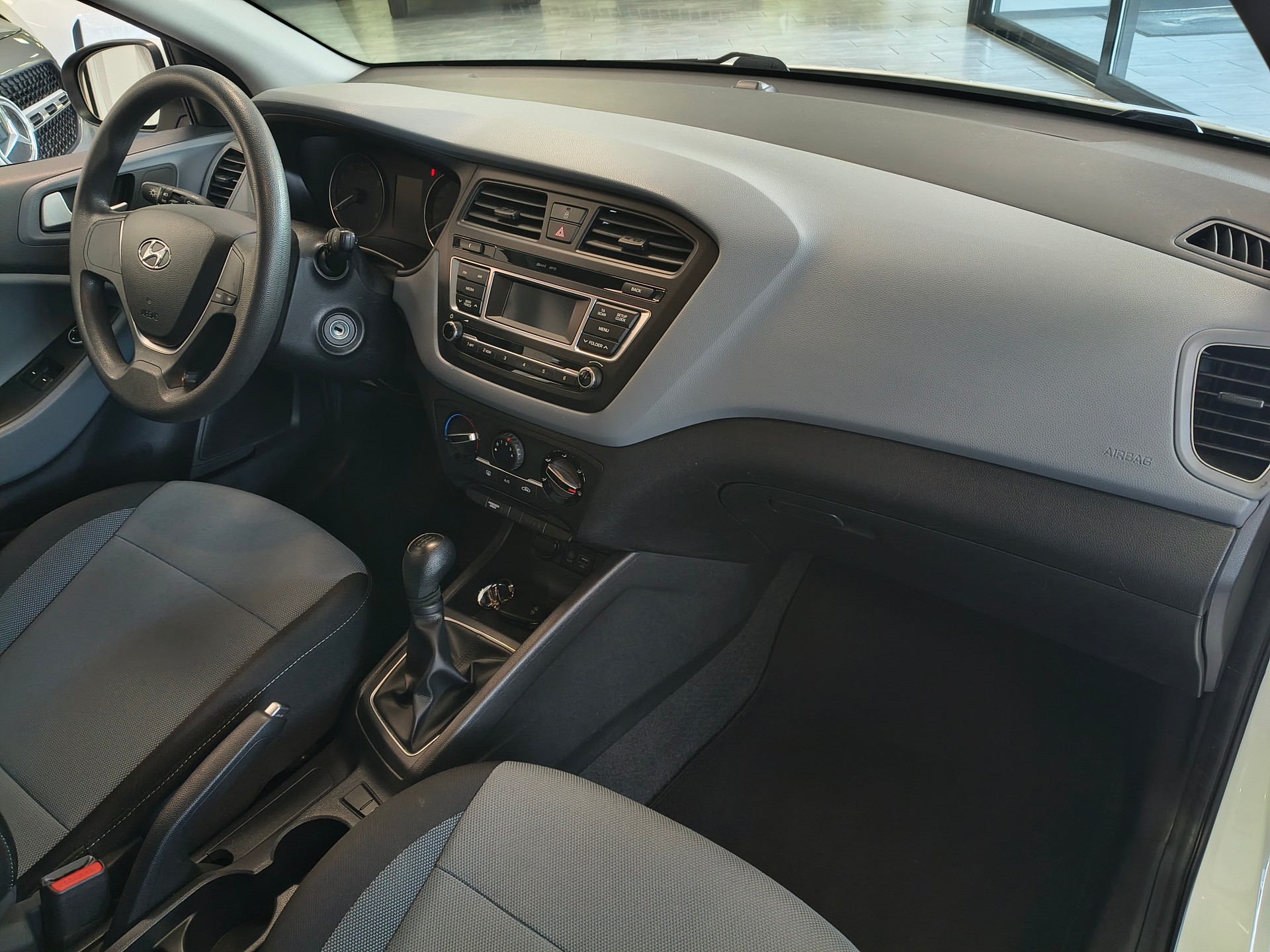 HYUNDAI i20 1.2 Pica-image-5