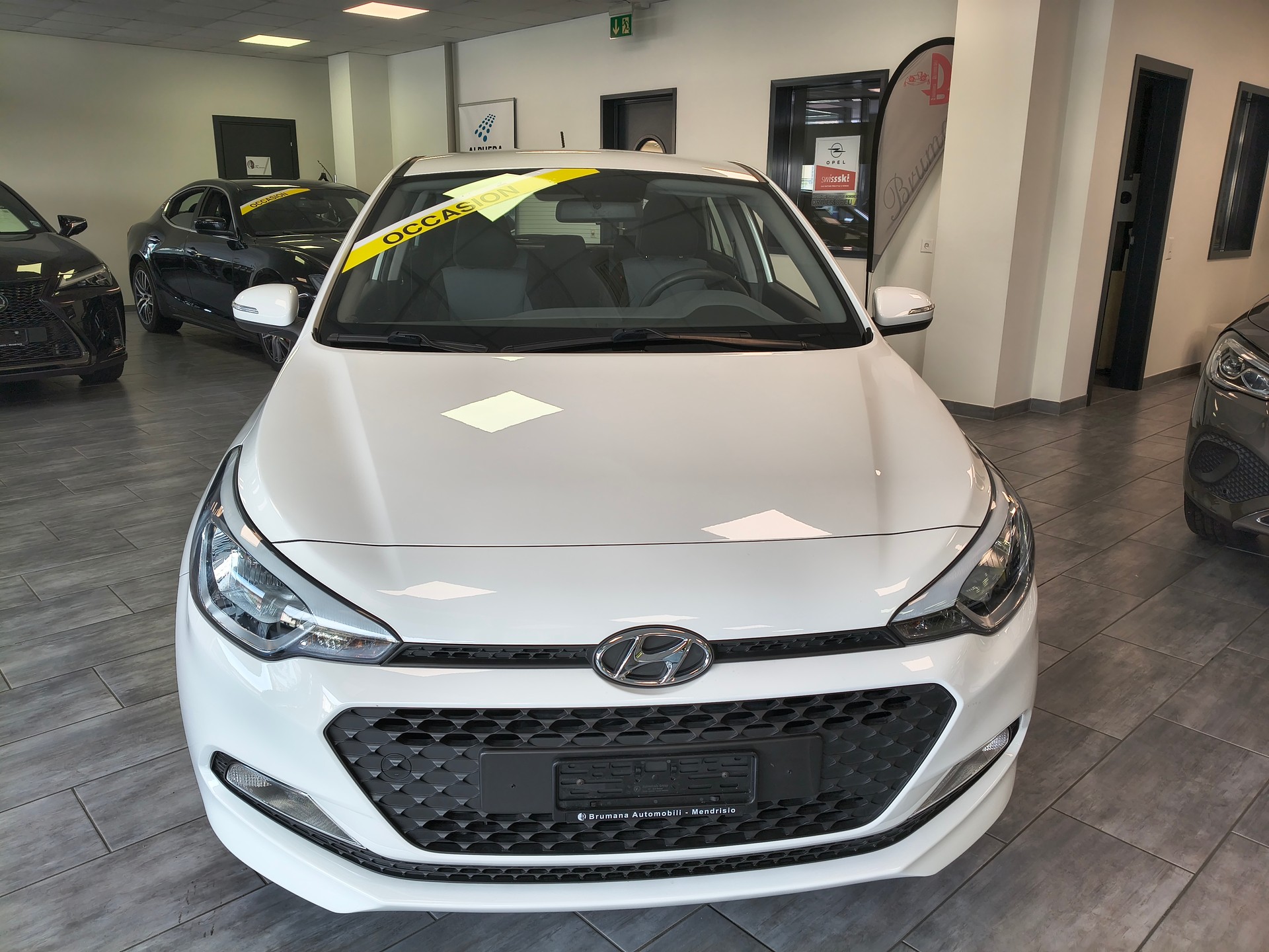 HYUNDAI i20 1.2 Pica-image-1