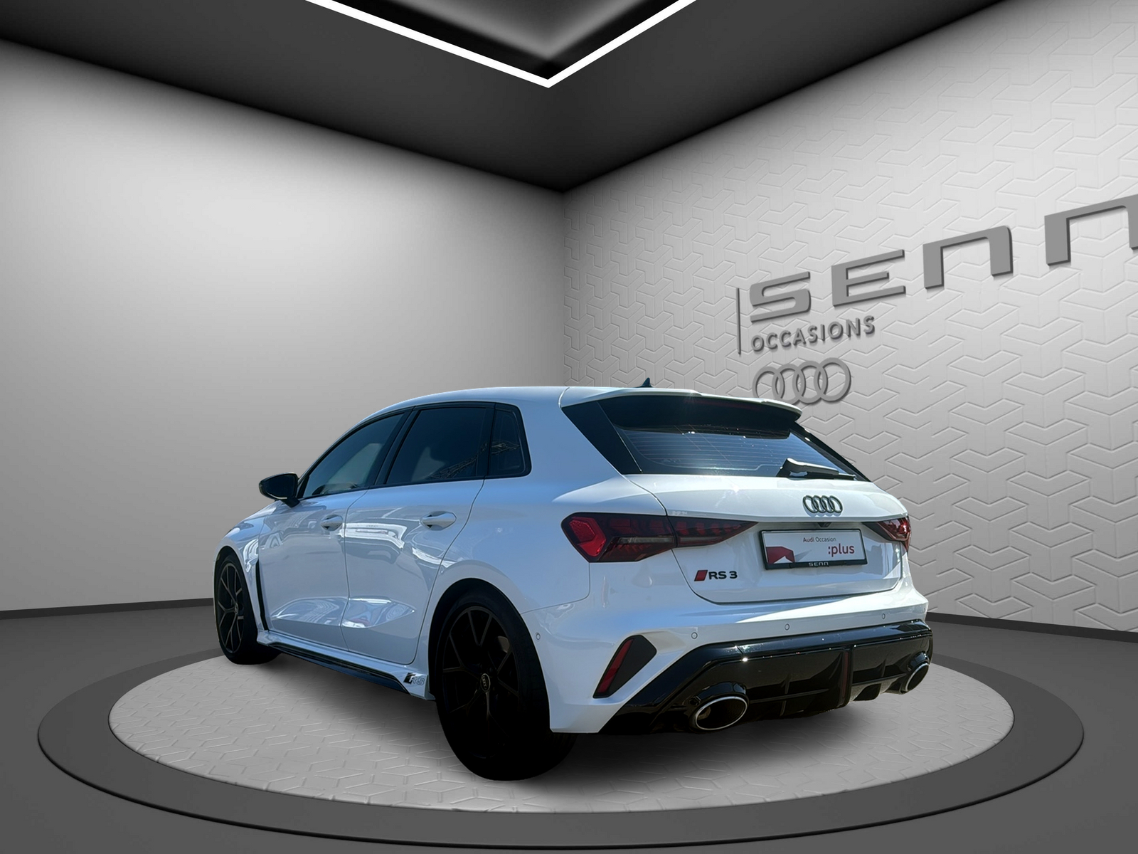 AUDI RS3 Sportback 2.5 TSI quattro S-tronic-image-3