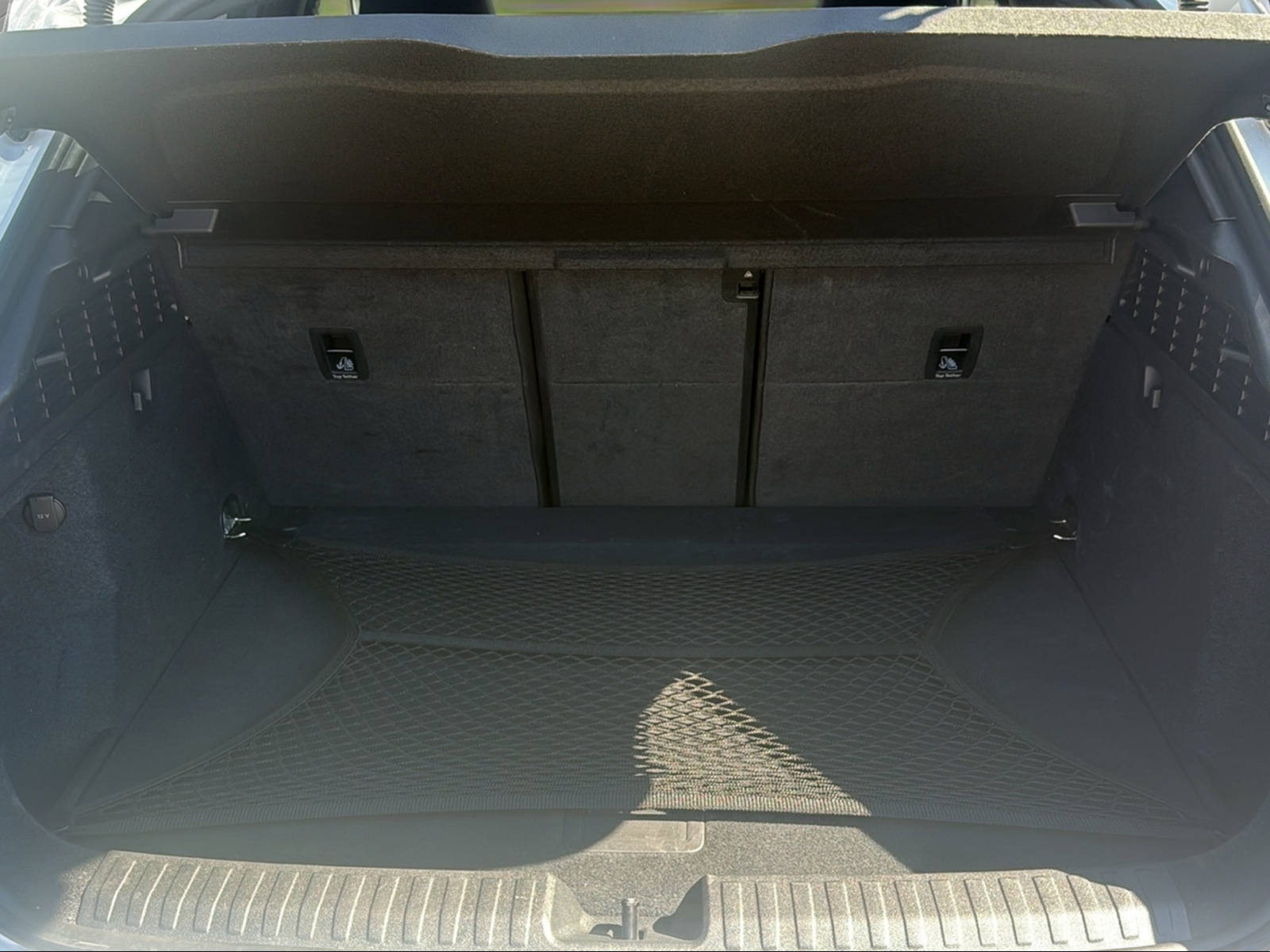 AUDI RS3 Sportback 2.5 TSI quattro S-tronic-image-9
